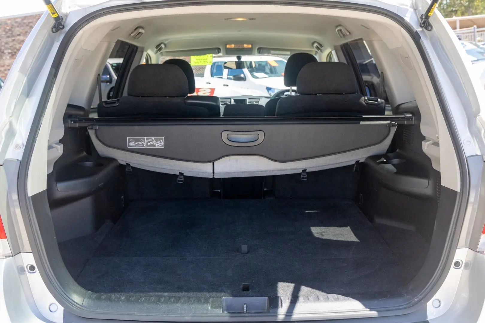 2012 Toyota Kluger Gallery Image 19