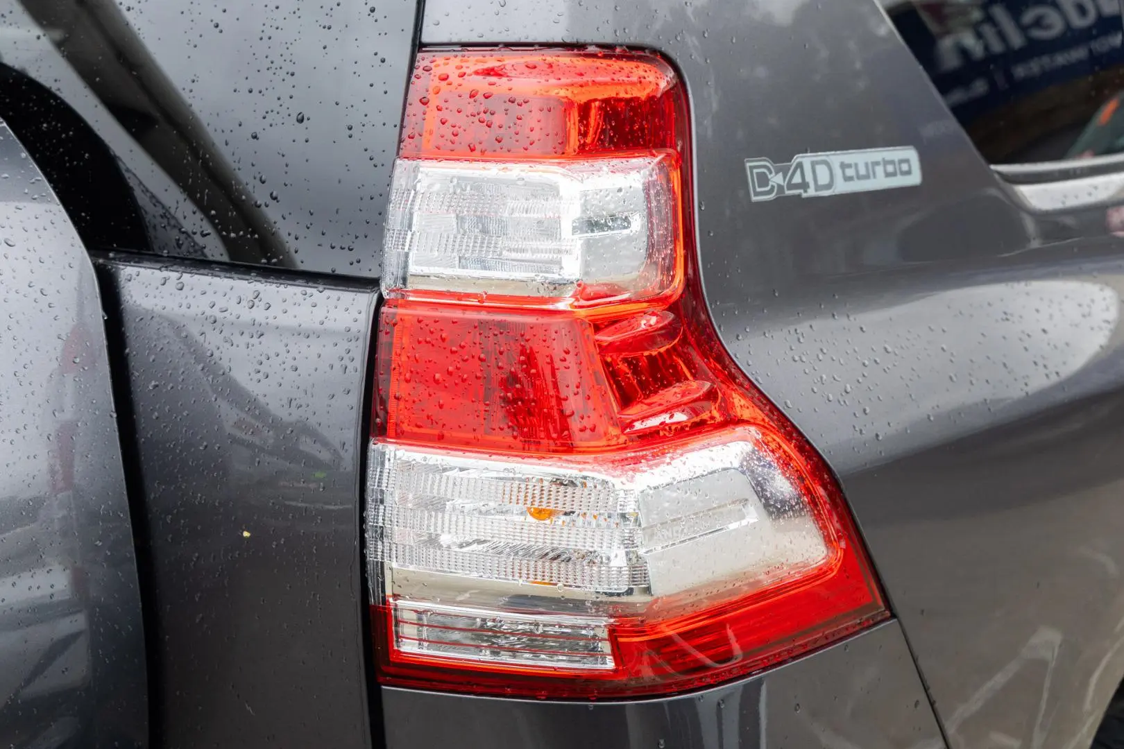 2017 Toyota Landcruiser Prado Gallery Image 18