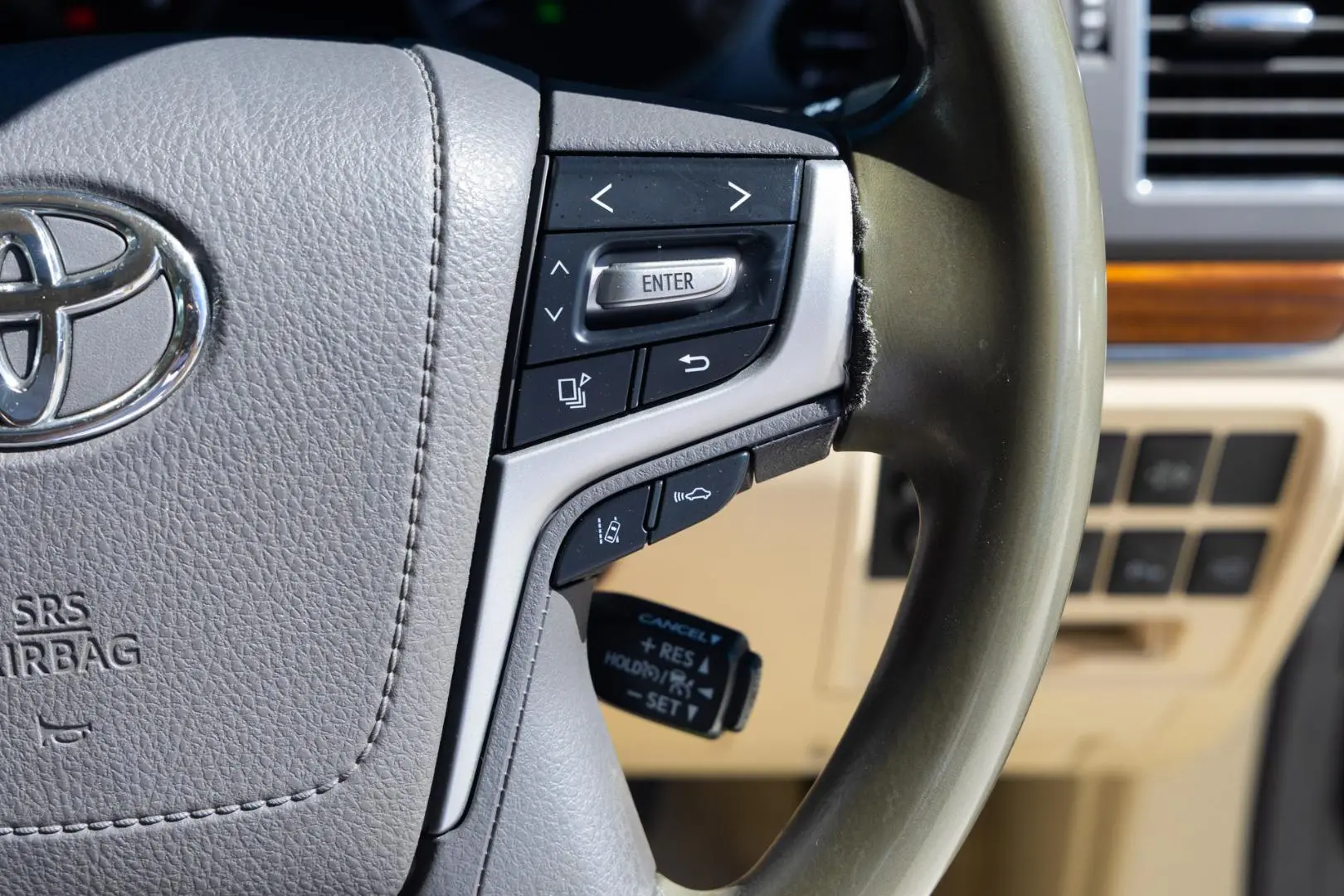 2017 Toyota Landcruiser Gallery Image 15