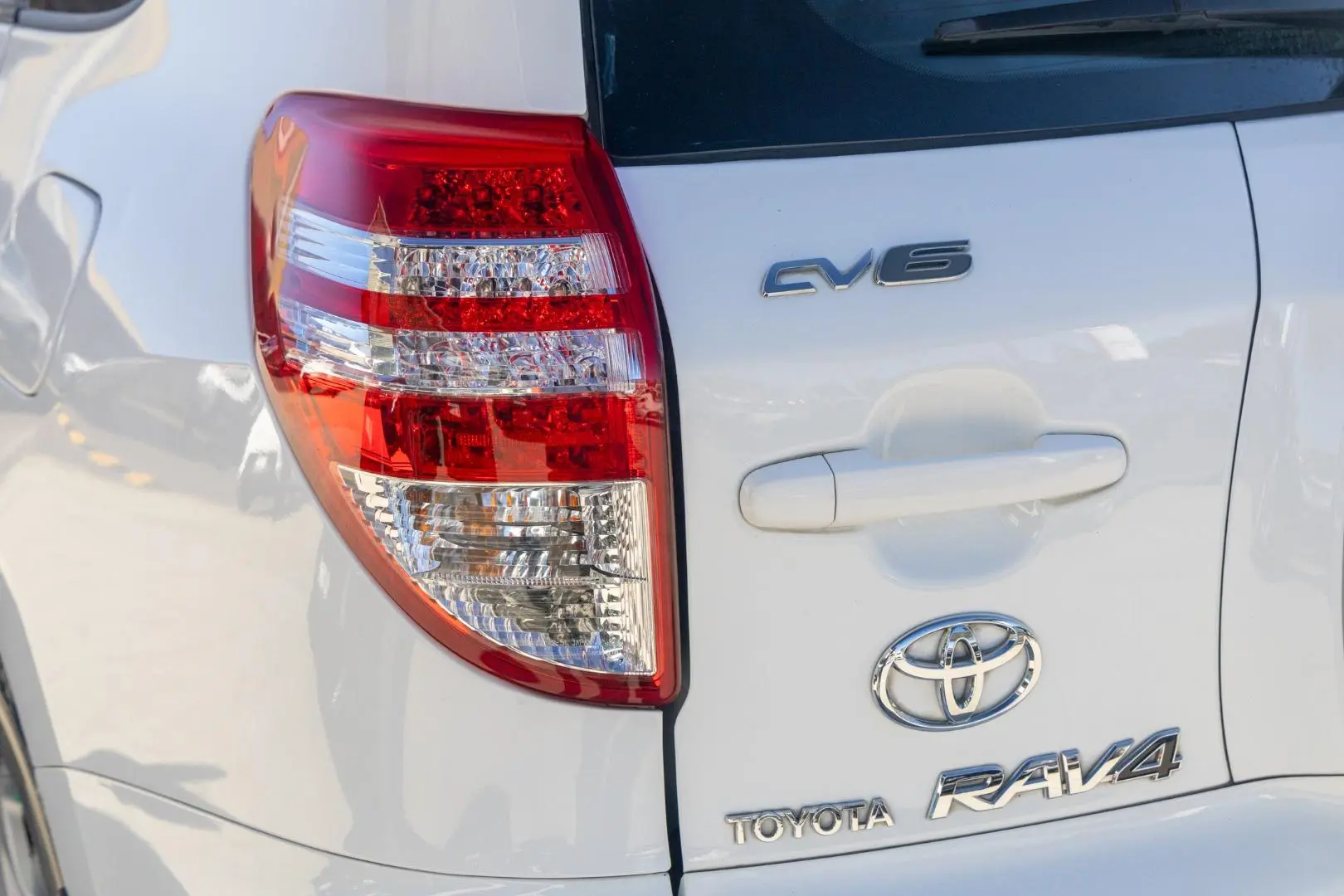 2010 Toyota RAV4 Gallery Image 19