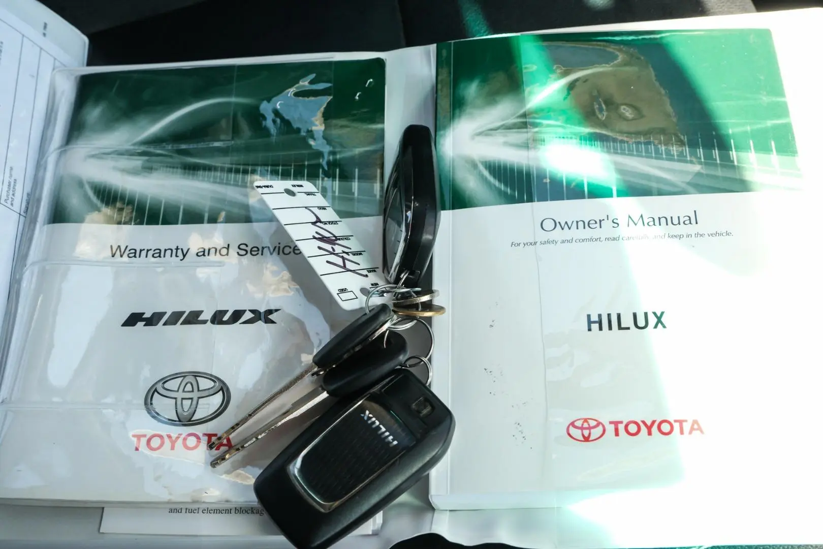 2016 Toyota Hilux Gallery Image 17