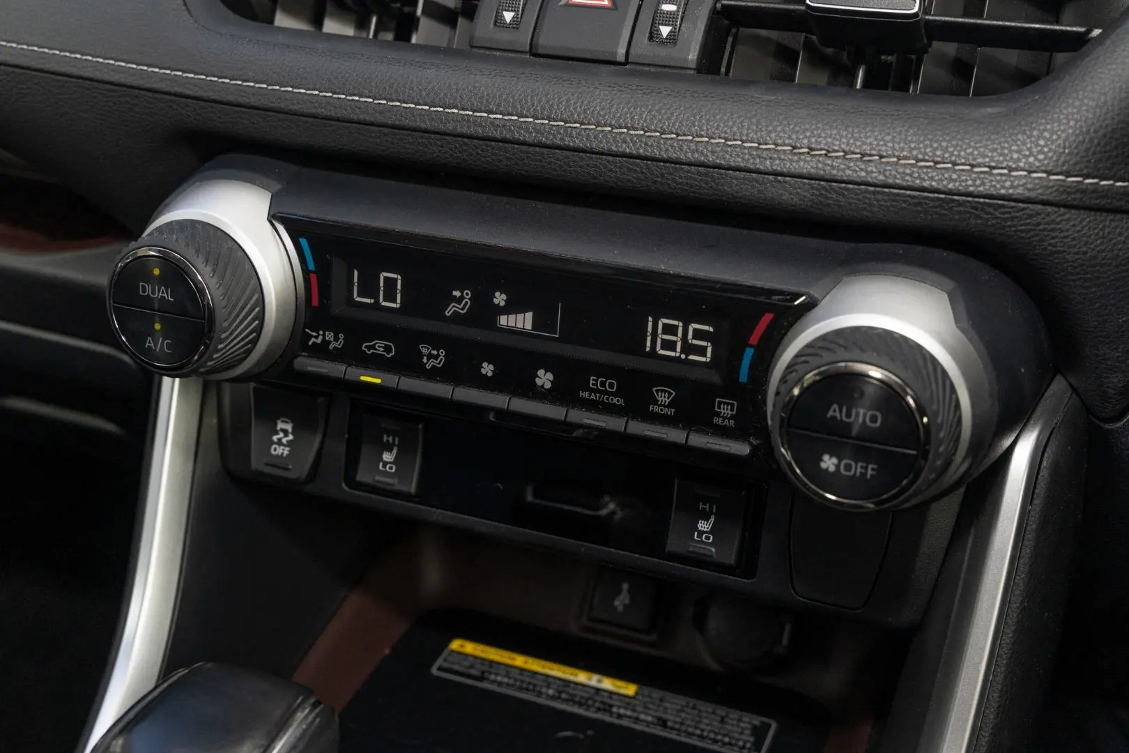 2020 Toyota RAV4 Gallery Image 16