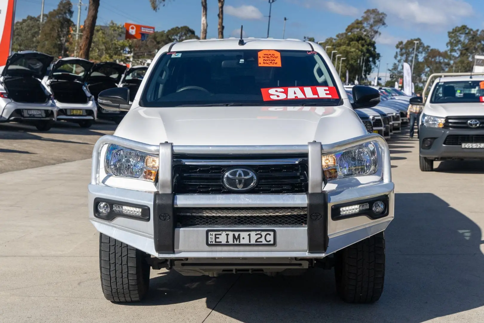 2020 Toyota Hilux Gallery Image 4