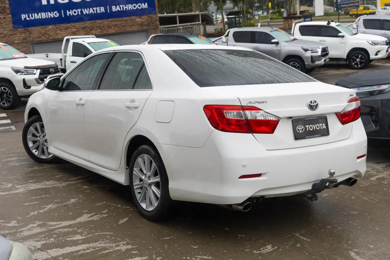 2016 Toyota Aurion Gallery Image 2