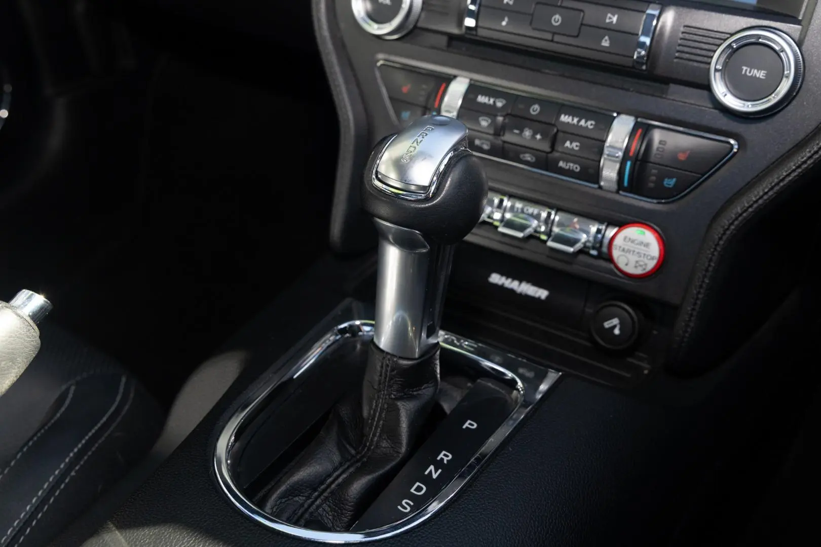 2017 Ford Mustang Gallery Image 16
