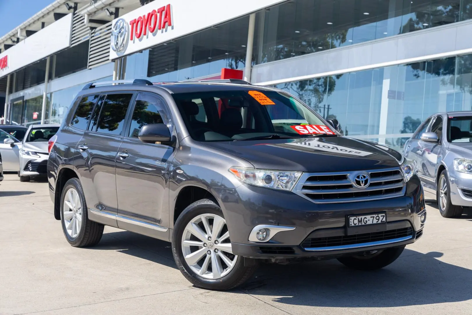 2012 Toyota Kluger Gallery Image 1