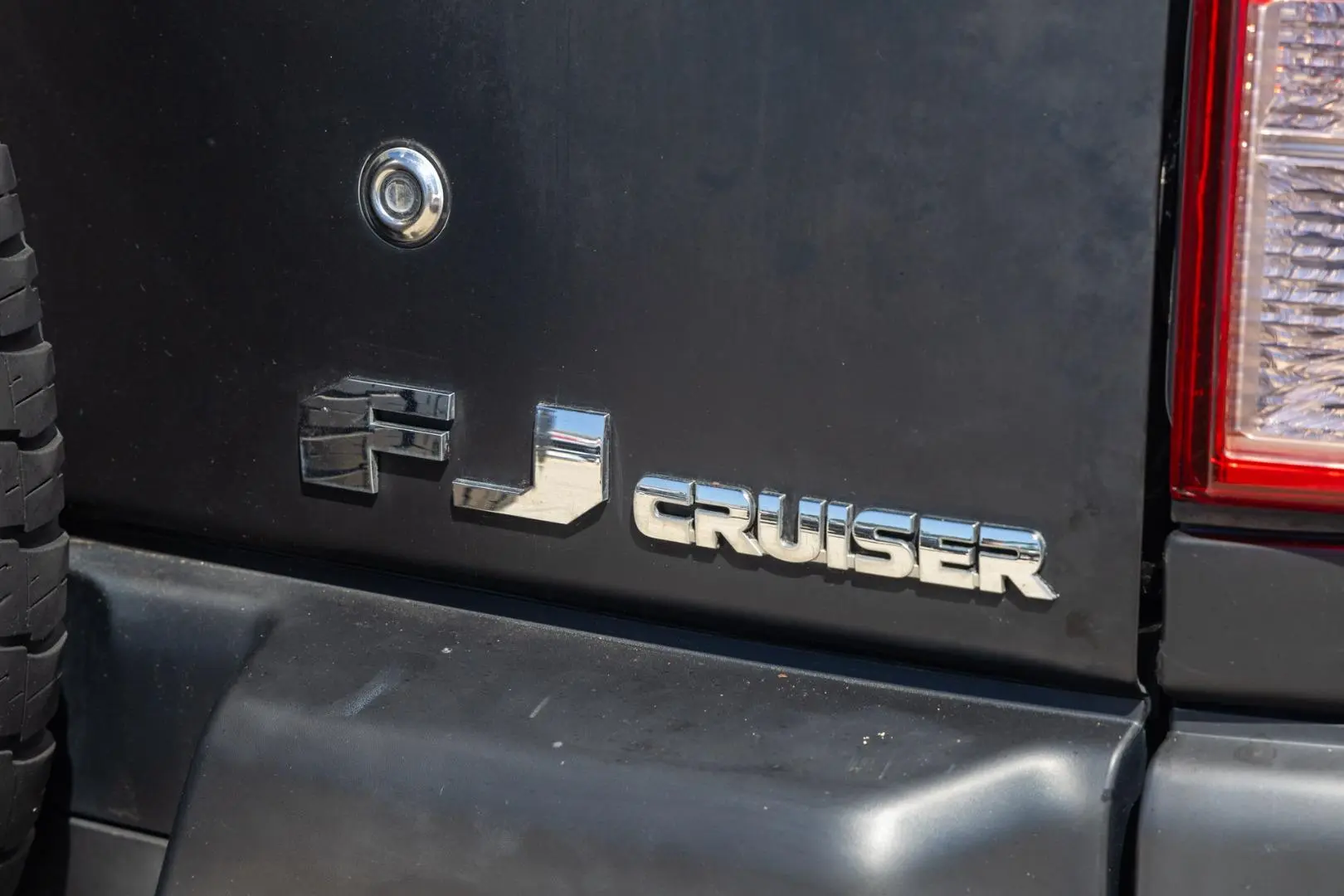 2015 Toyota FJ Cruiser Gallery Image 19