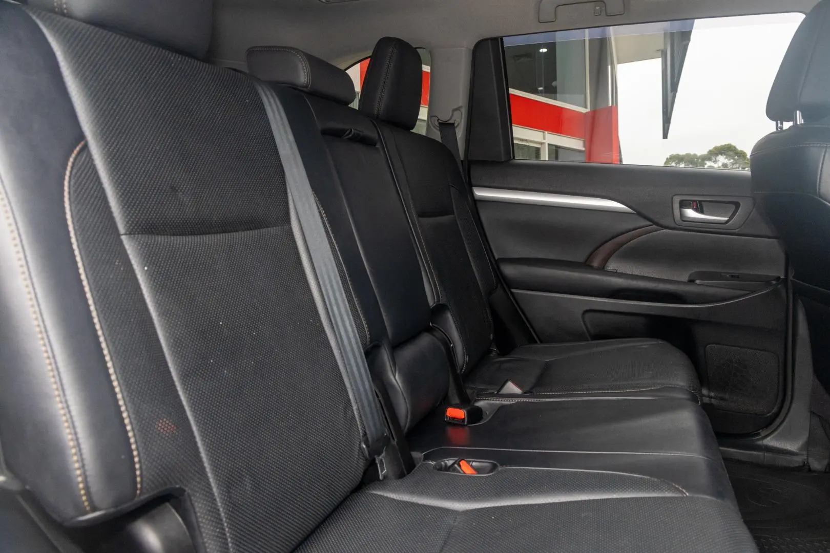 2014 Toyota Kluger Gallery Image 9