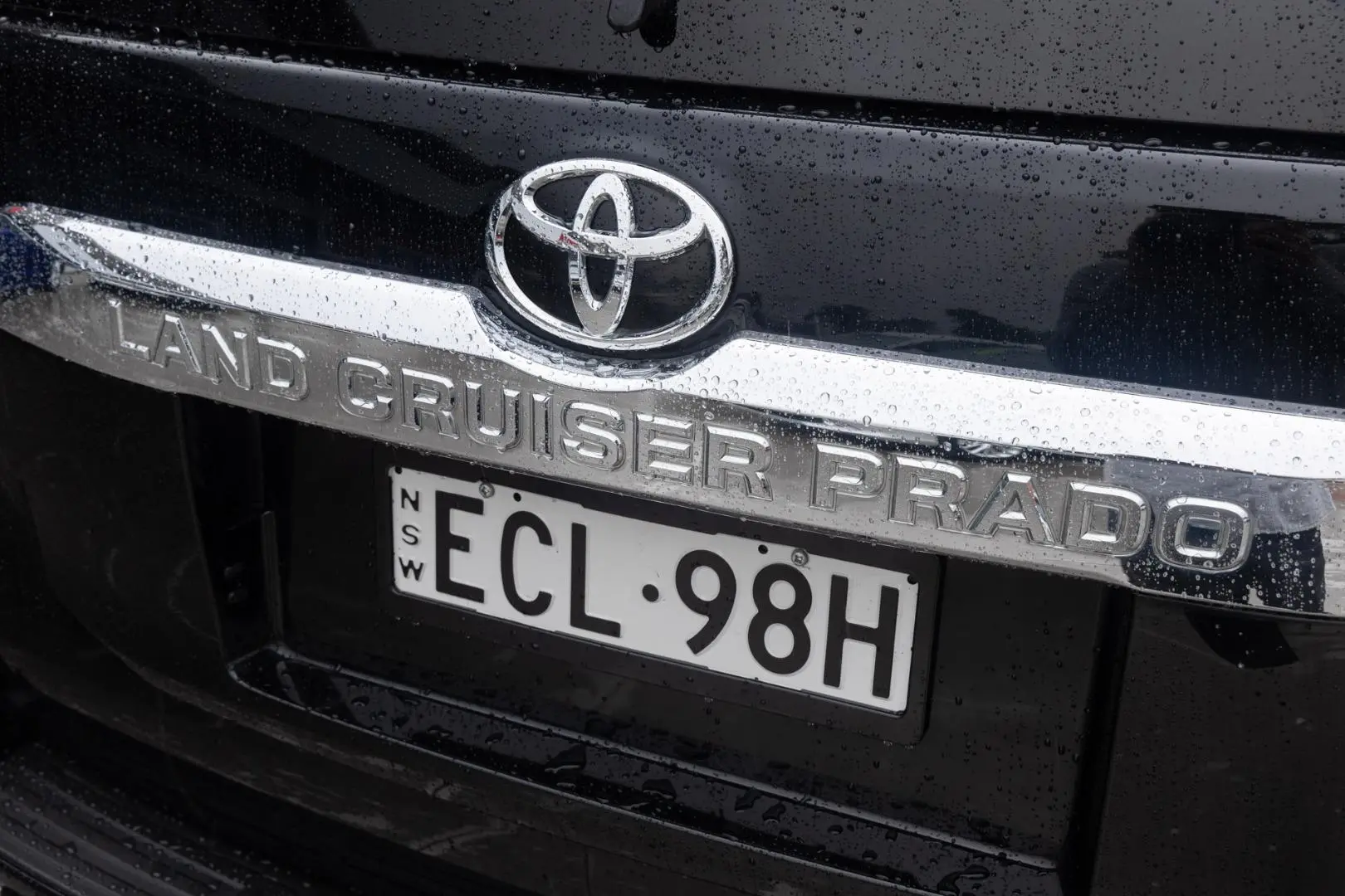 2019 Toyota Landcruiser Prado Gallery Image 20