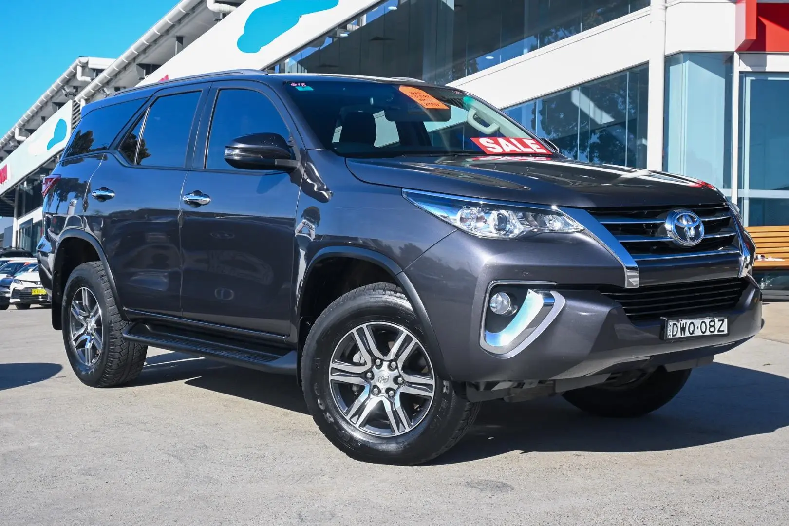 2018 Toyota Fortuner Gallery Image 1