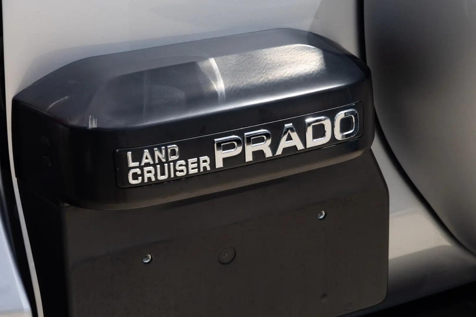 2017 Toyota Landcruiser Prado Gallery Image 20