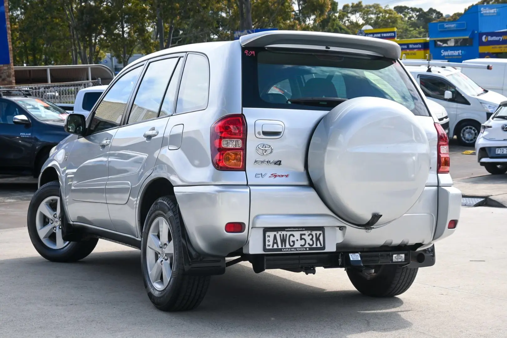 2005 Toyota RAV4 Gallery Image 2