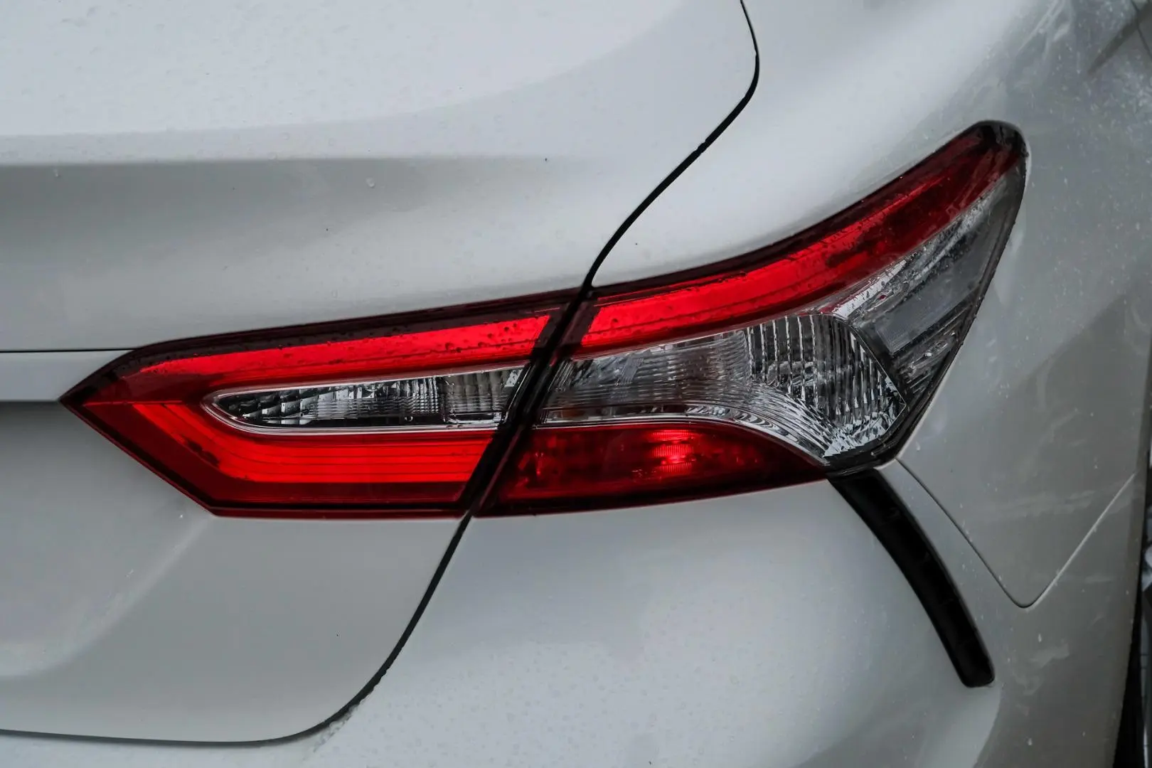2020 Toyota Camry Gallery Image 19