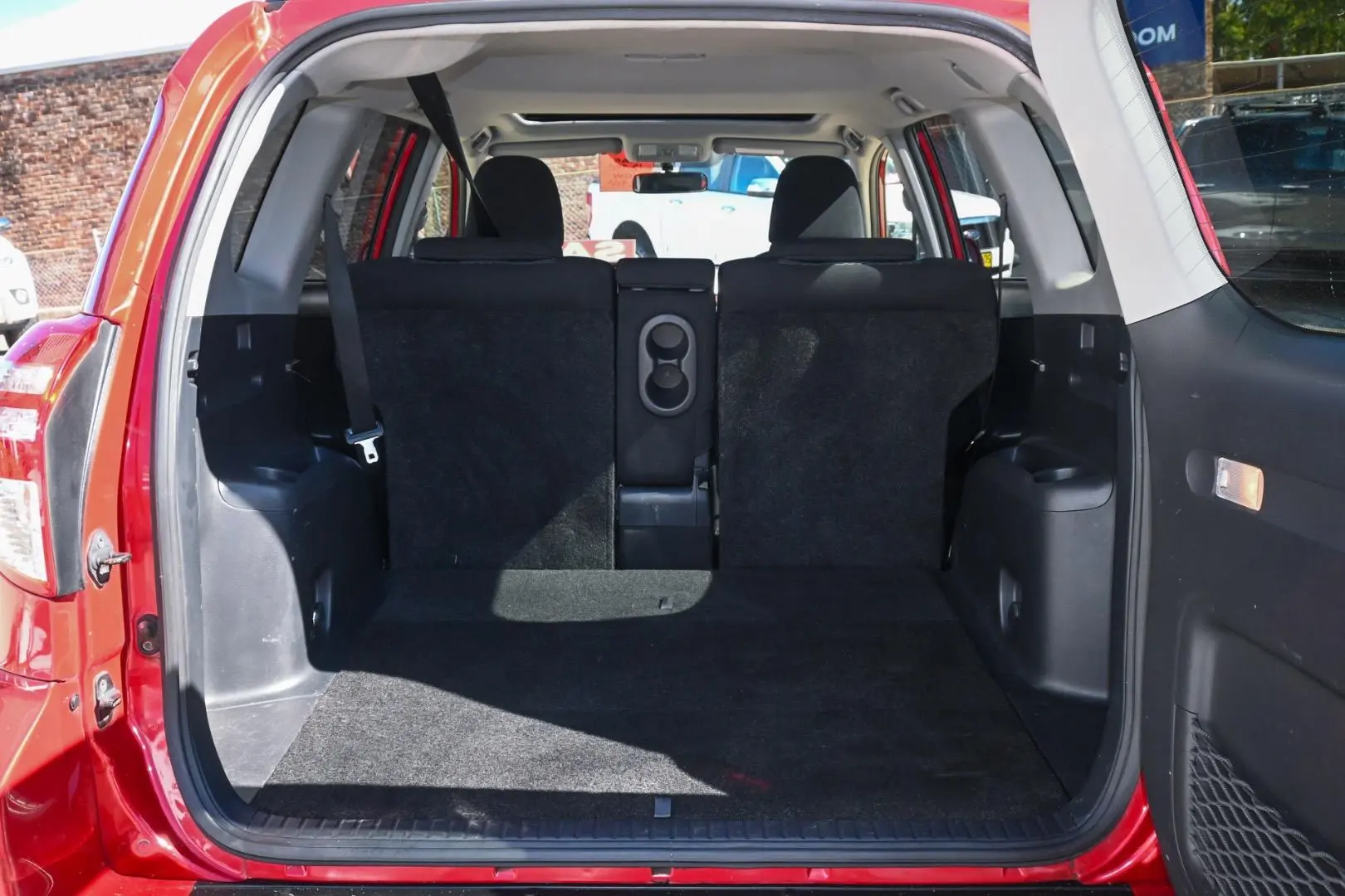 2012 Toyota RAV4 Gallery Image 21