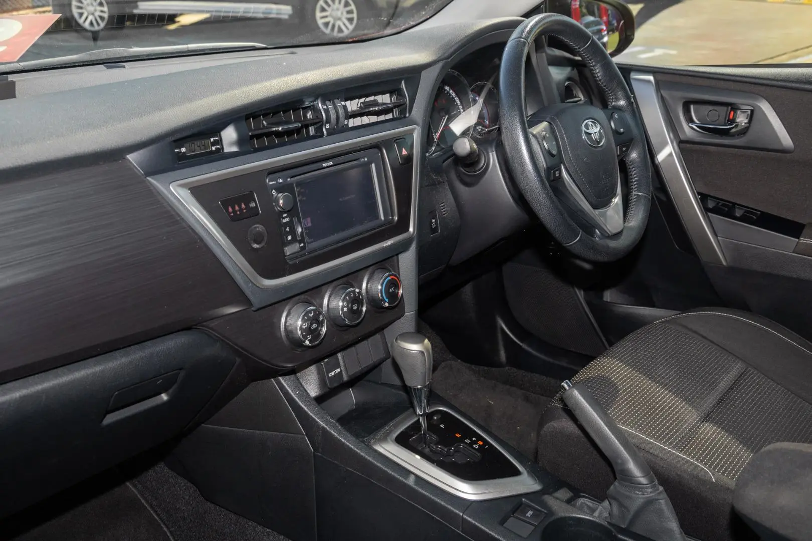 2012 Toyota Corolla Gallery Image 8