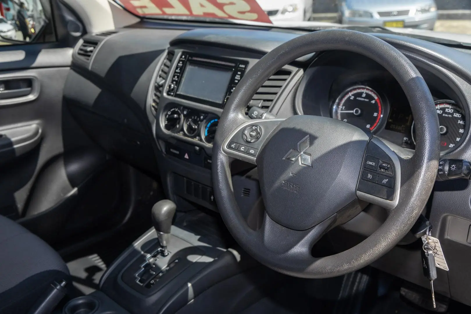 2019 Mitsubishi Triton Gallery Image 13