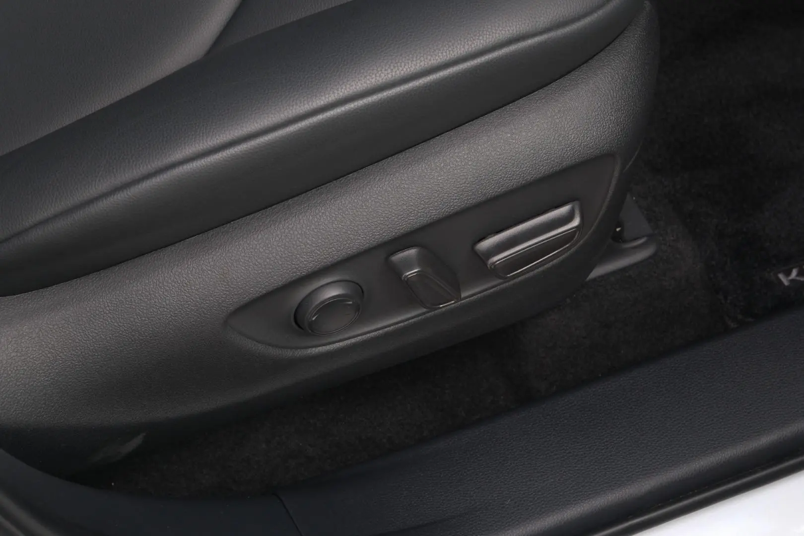2025 Toyota Kluger Gallery Image 16