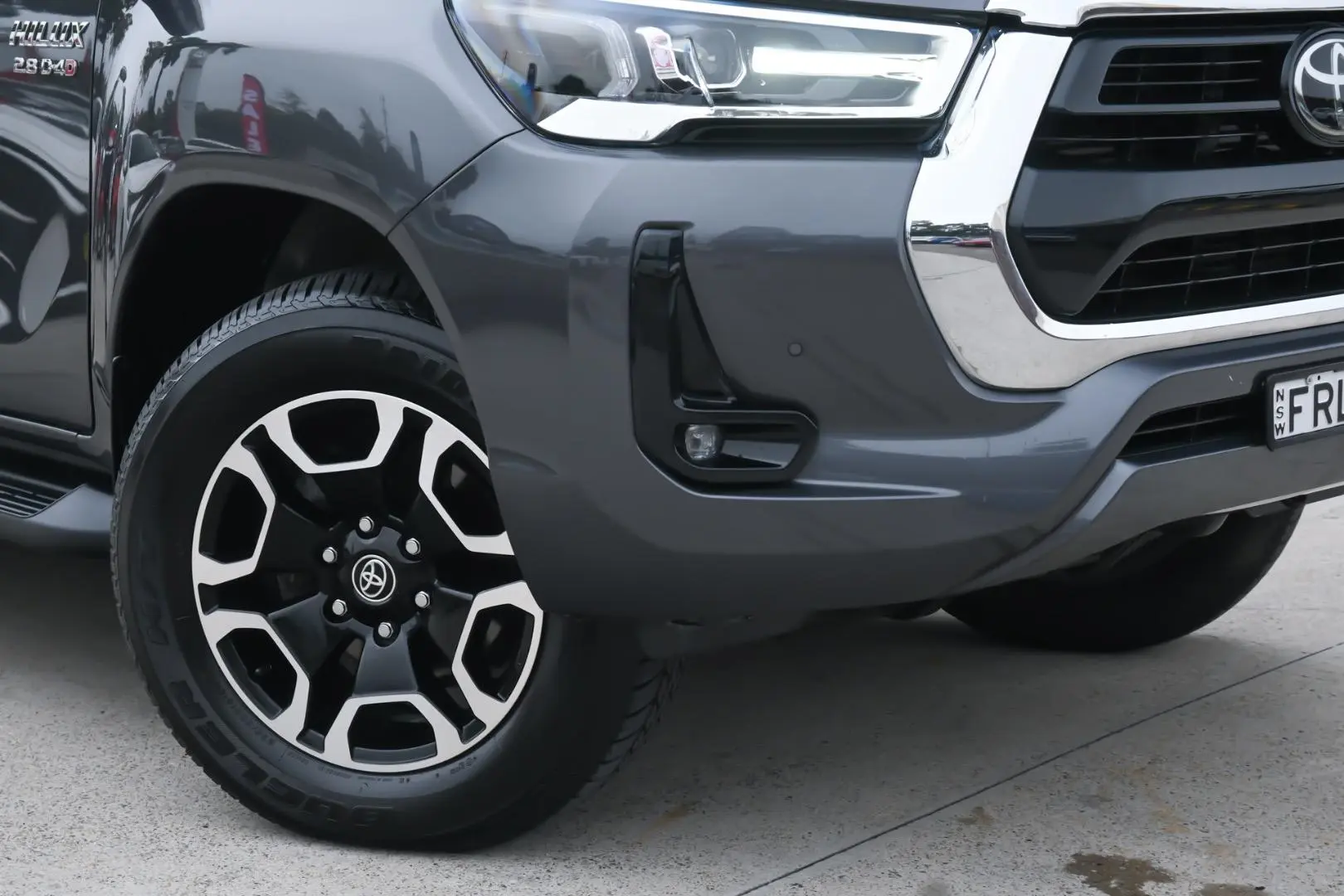 2022 Toyota Hilux Gallery Image 6