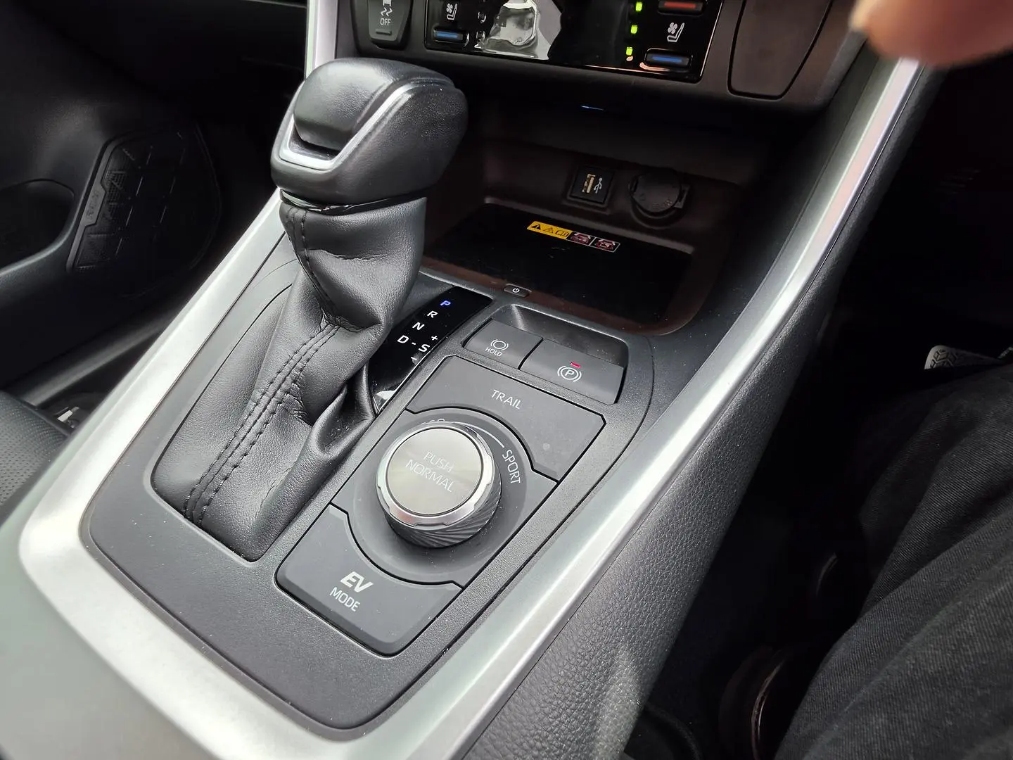 2023 Toyota RAV4 Gallery Image 27