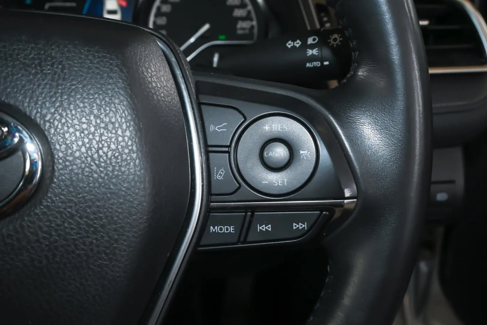 2018 Toyota Camry Gallery Image 13