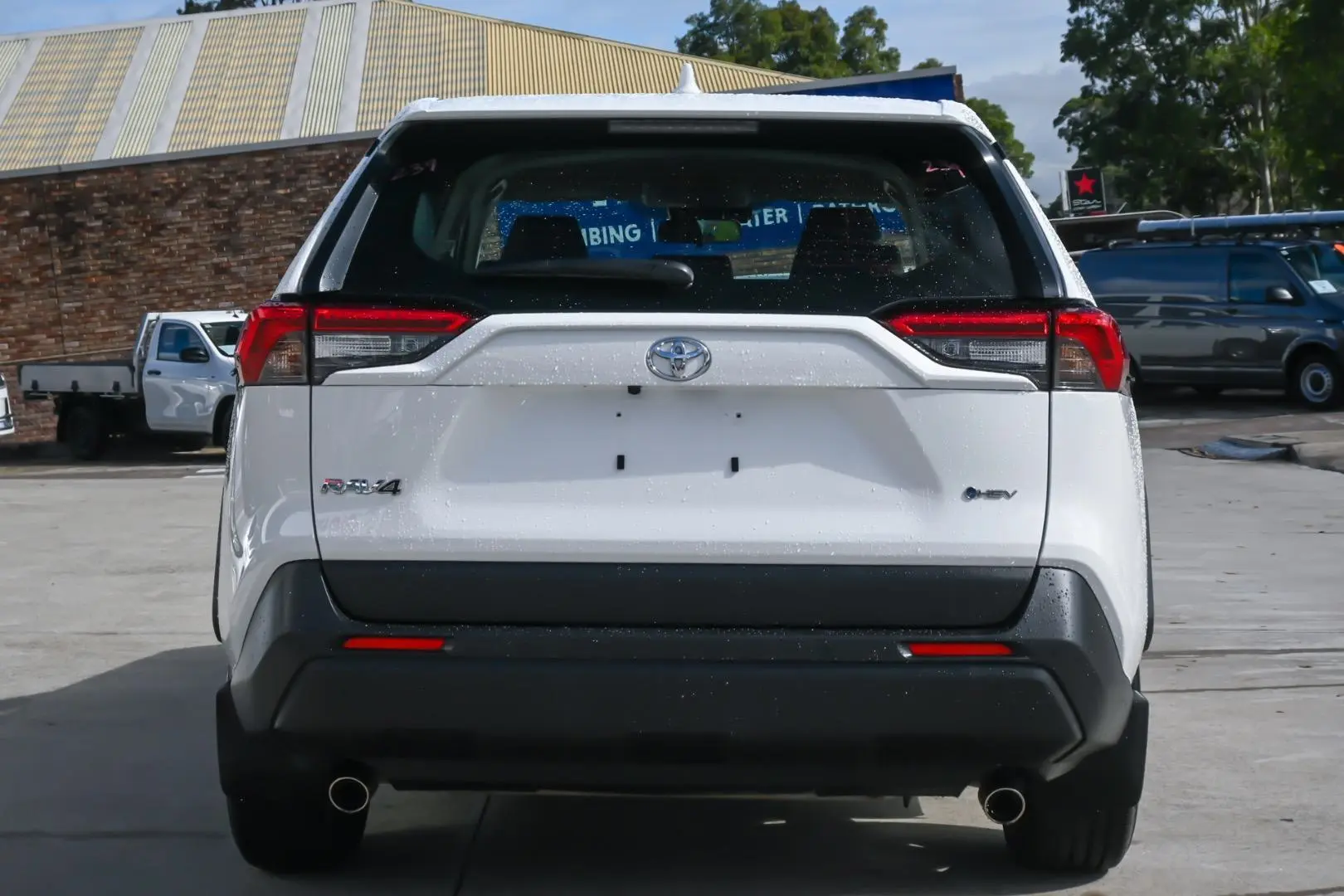 2025 Toyota RAV4 Gallery Image 5