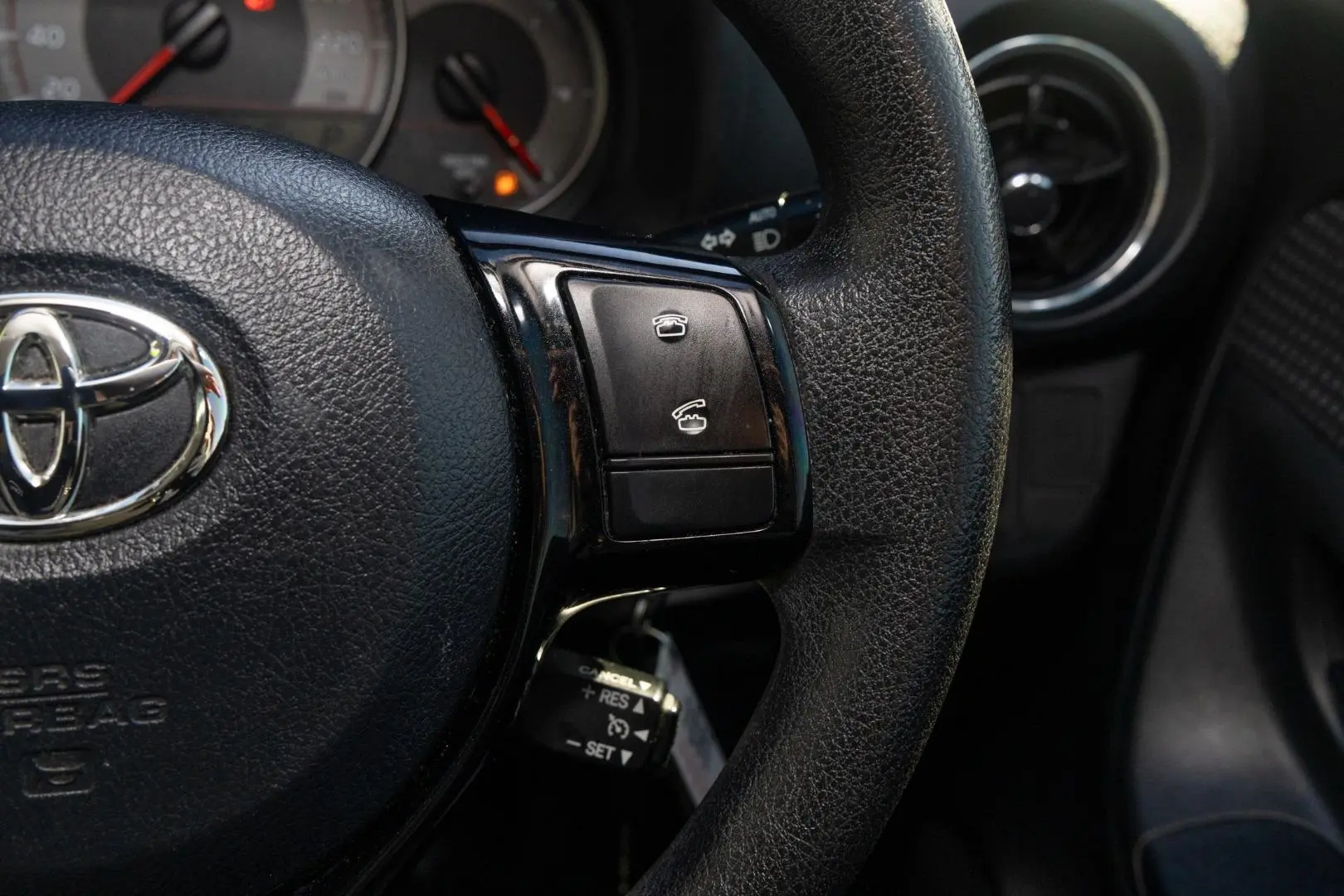2019 Toyota Yaris Gallery Image 12
