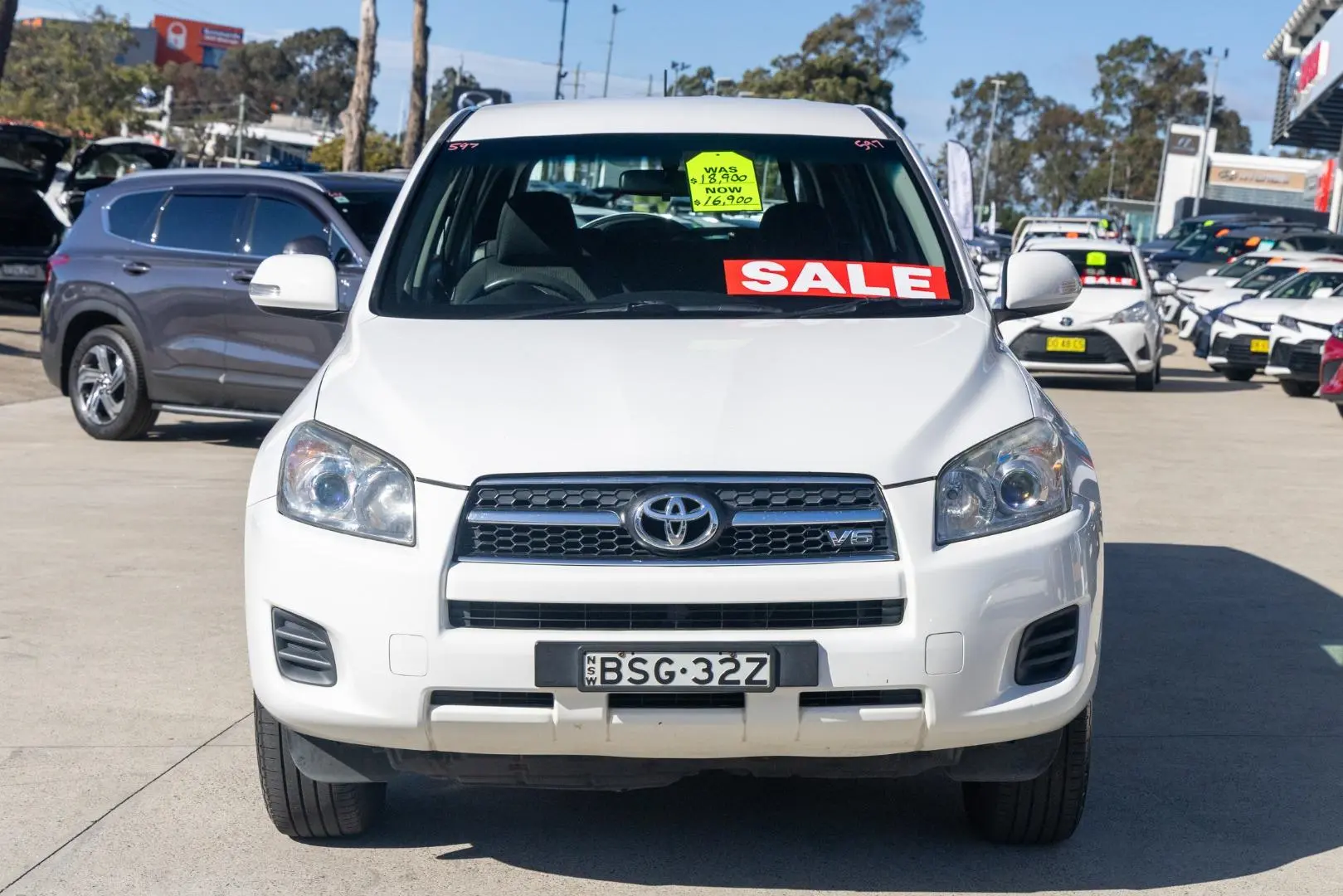 2010 Toyota RAV4 Gallery Image 4