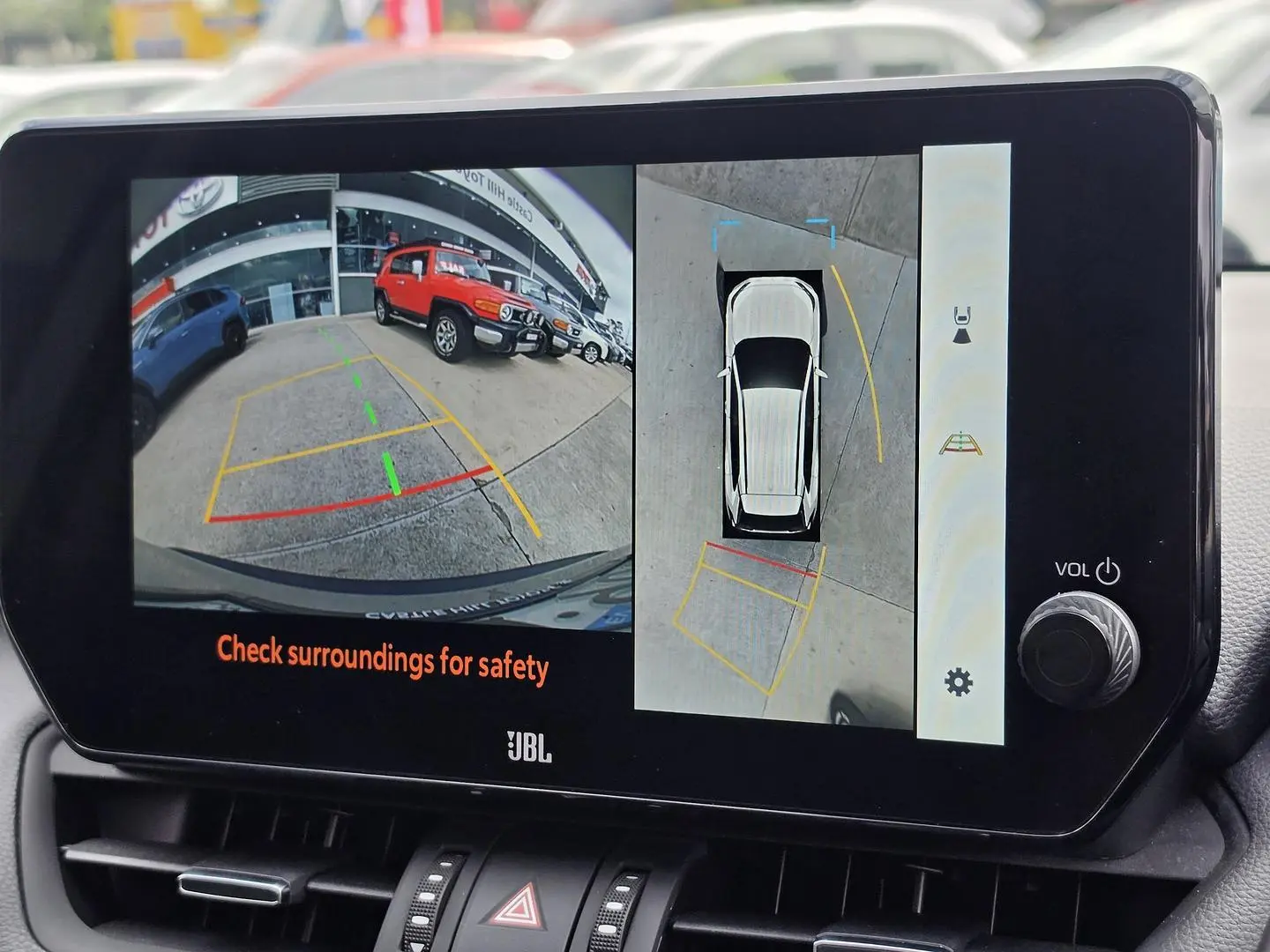 2023 Toyota RAV4 Gallery Image 31