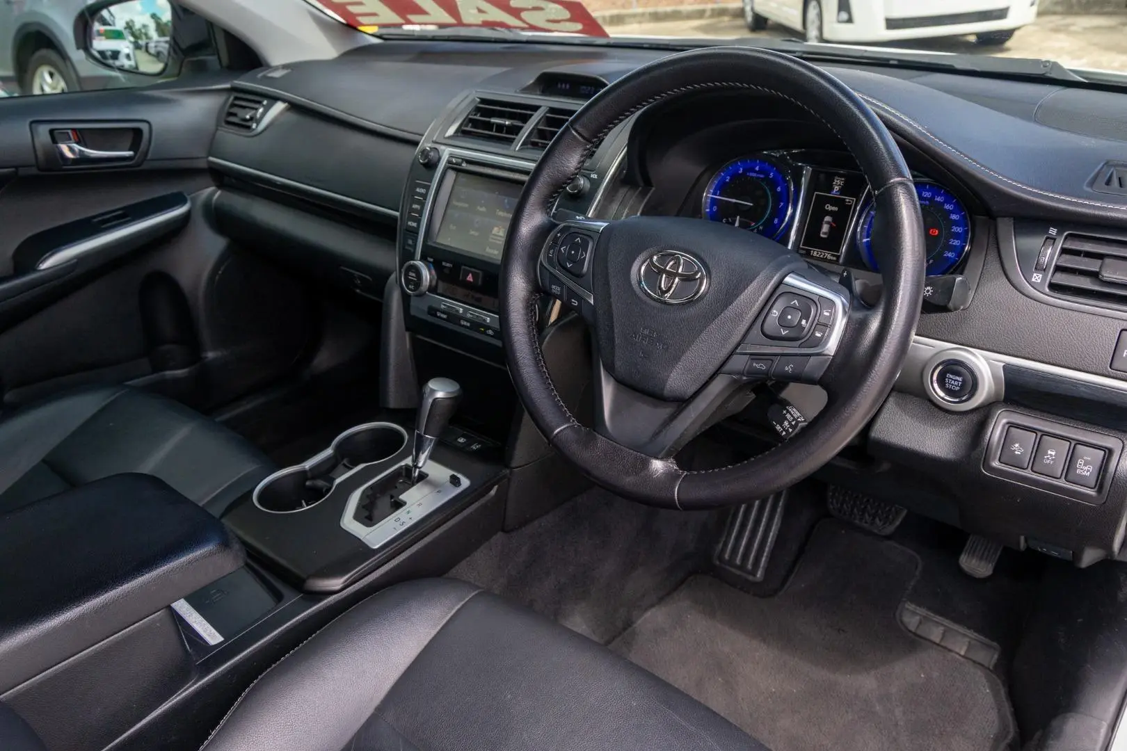 2016 Toyota Camry Gallery Image 7