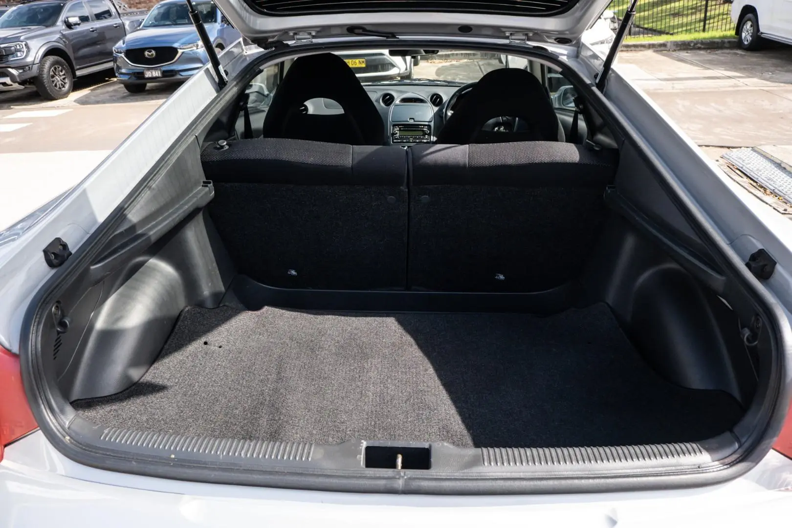 2005 Toyota Celica Gallery Image 18