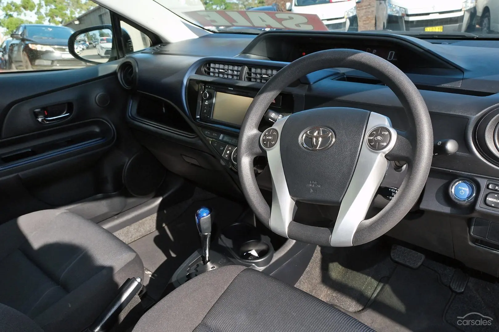 2016 Toyota Prius C Image 7