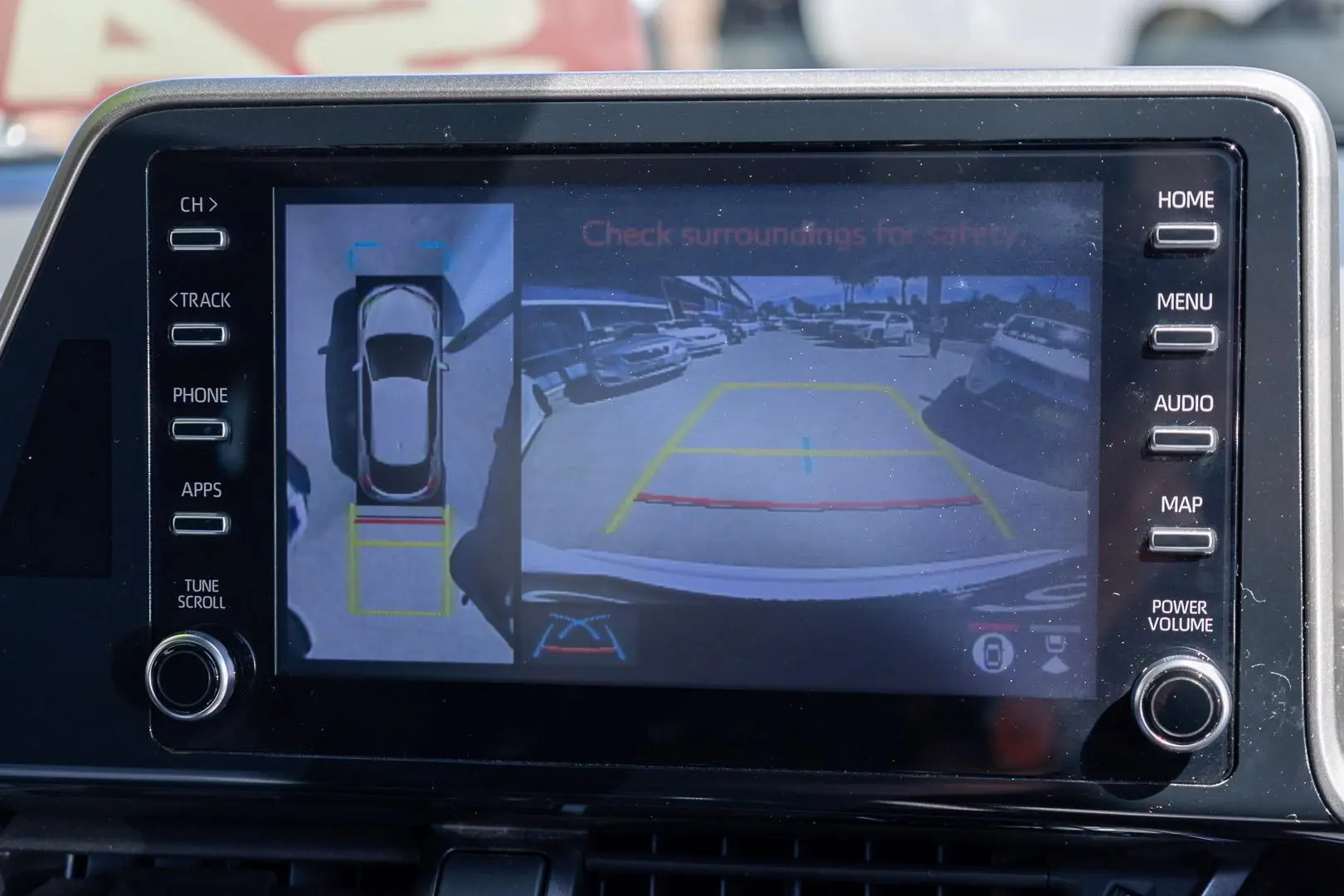 2023 Toyota C-HR Gallery Image 10