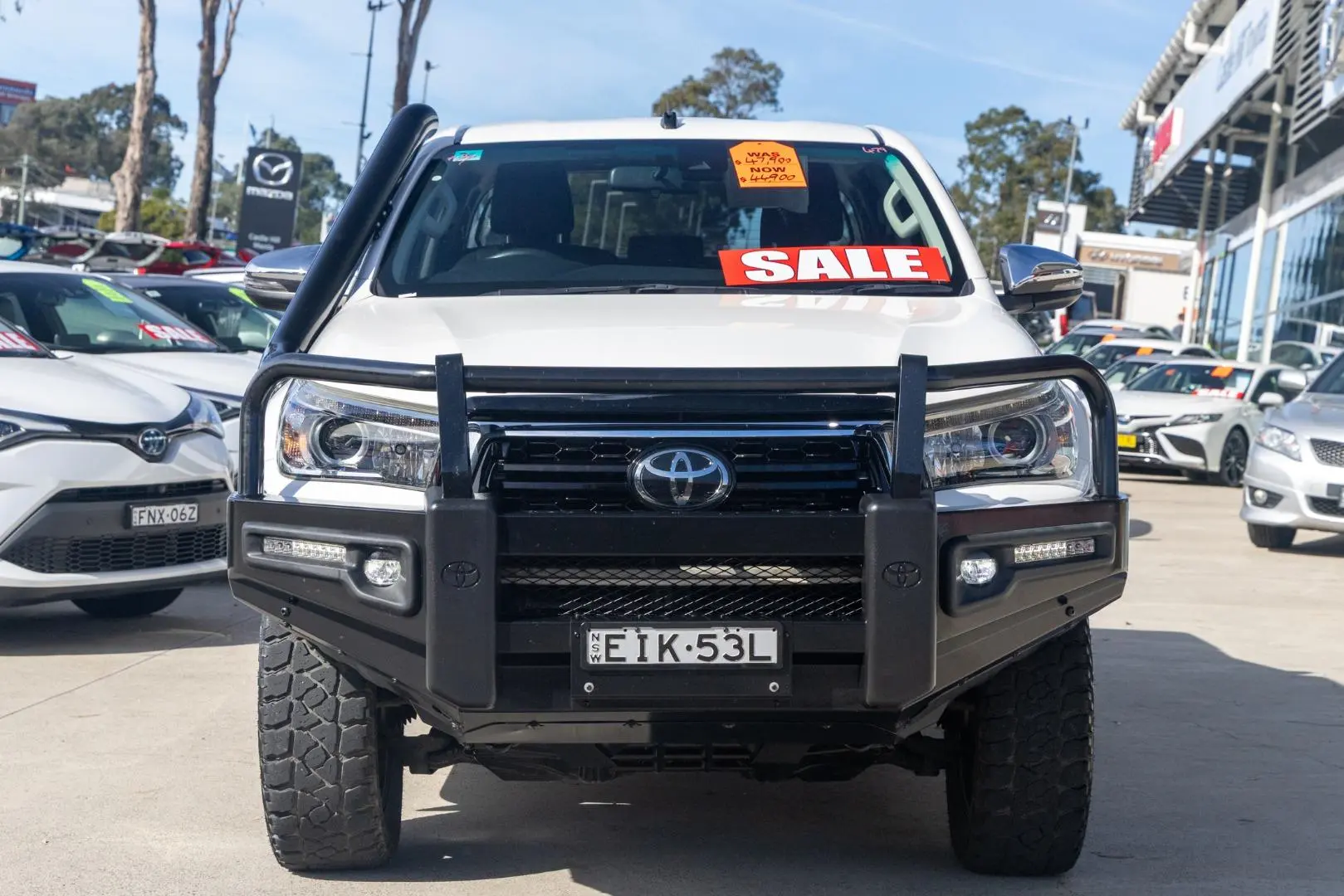 2019 Toyota Hilux Gallery Image 4