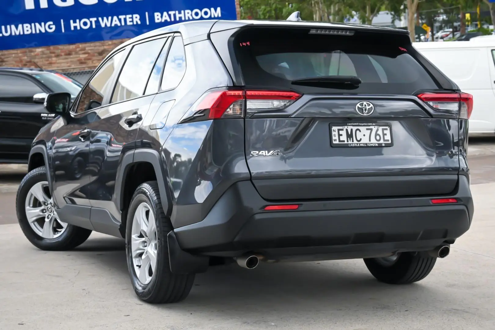 2021 Toyota RAV4 Gallery Image 2