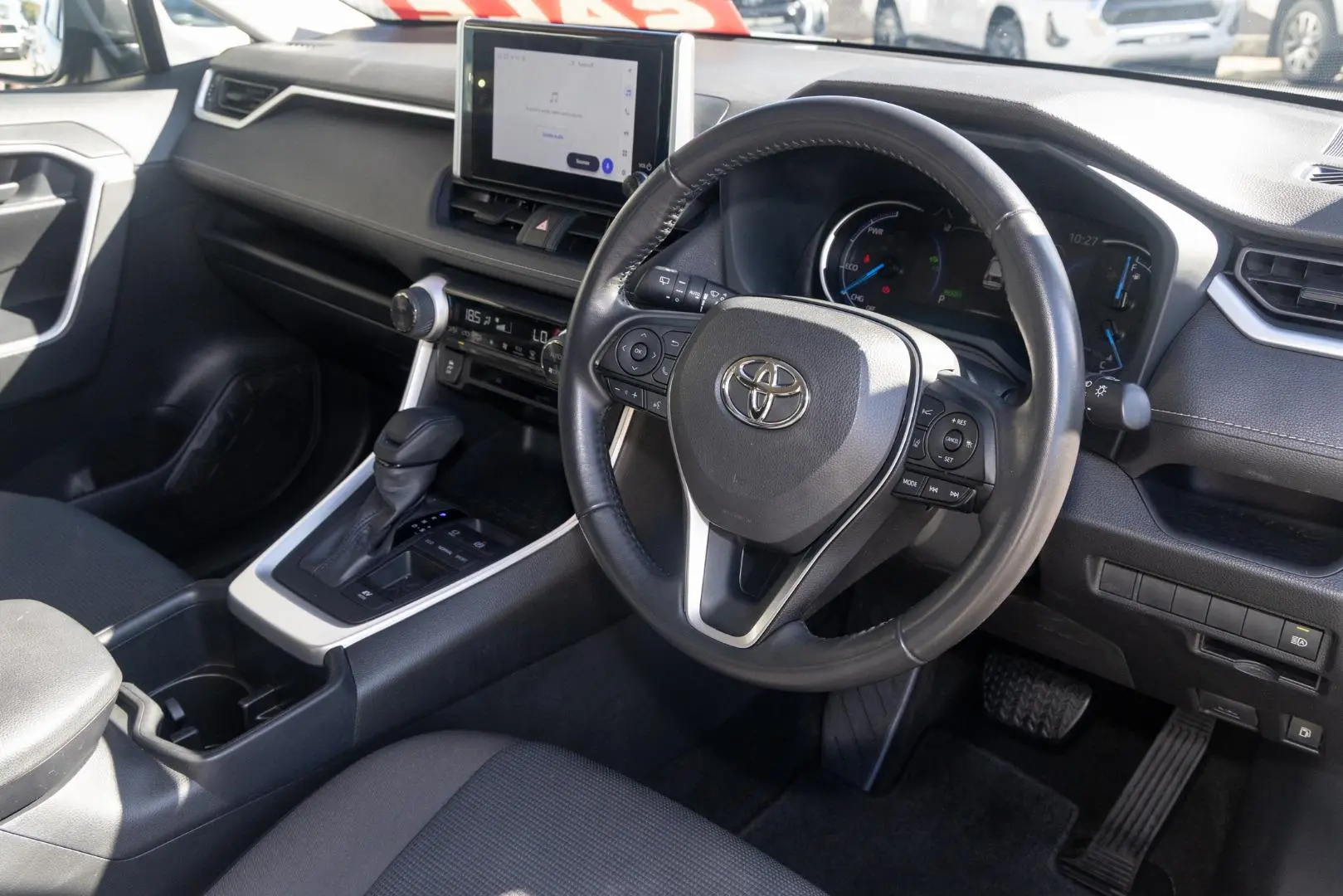 2023 Toyota RAV4 Gallery Image 7