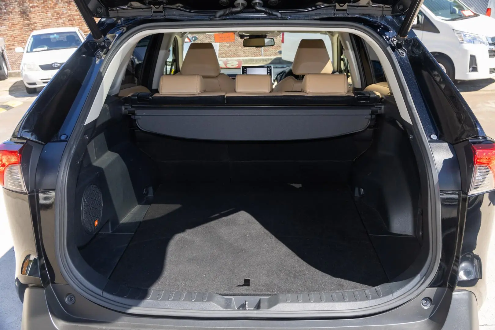 2021 Toyota RAV4 Gallery Image 19