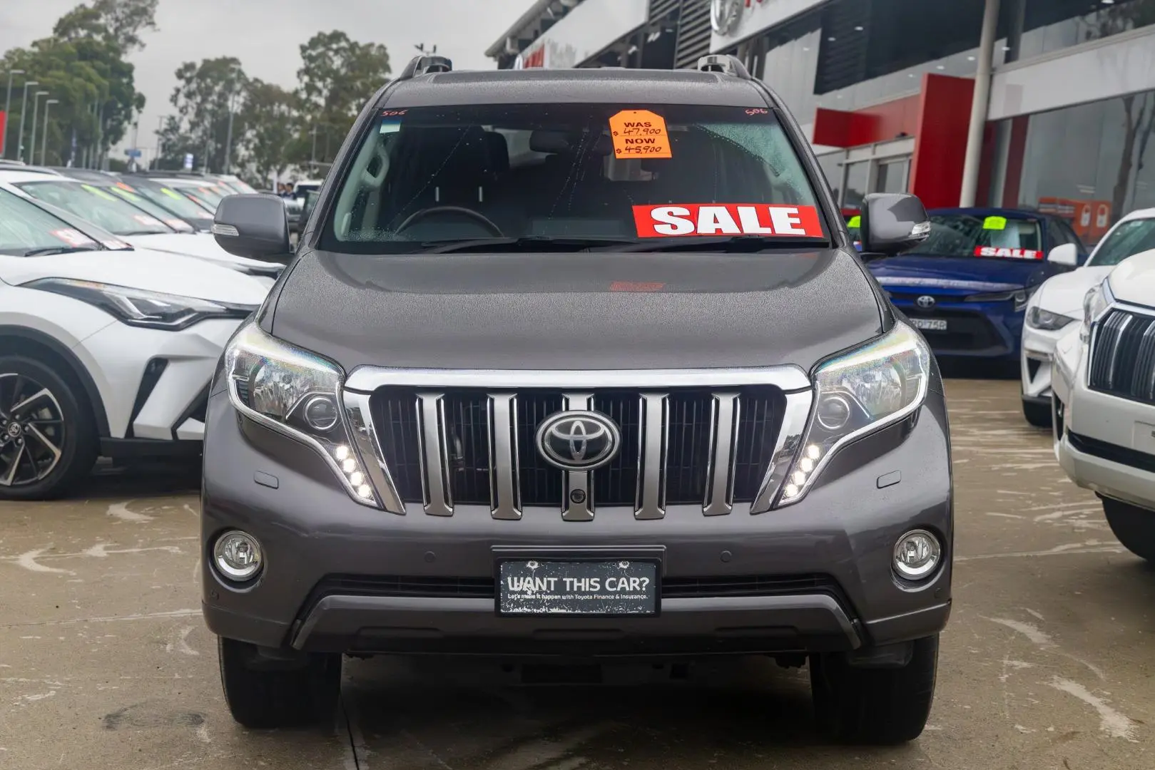 2017 Toyota Landcruiser Prado Gallery Image 4