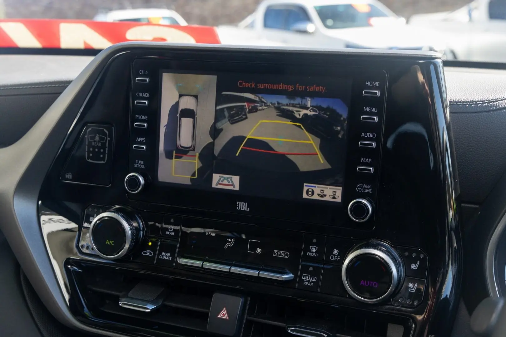 2021 Toyota Kluger Gallery Image 15