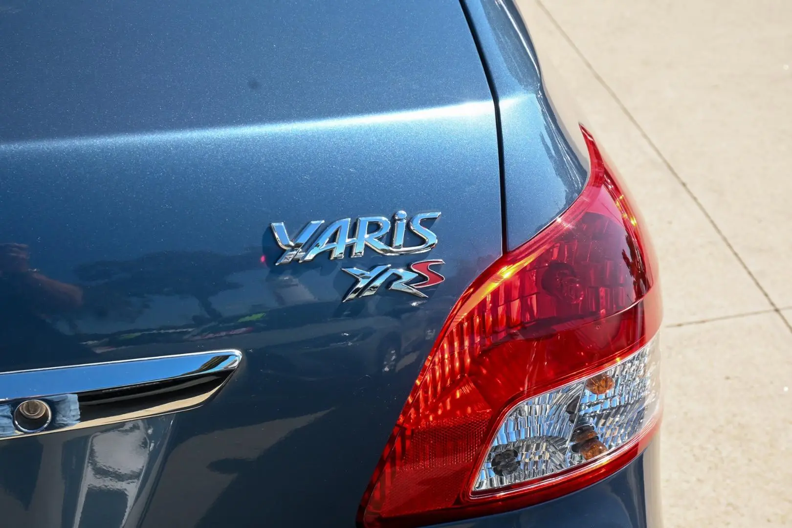 2010 Toyota Yaris Gallery Image 21