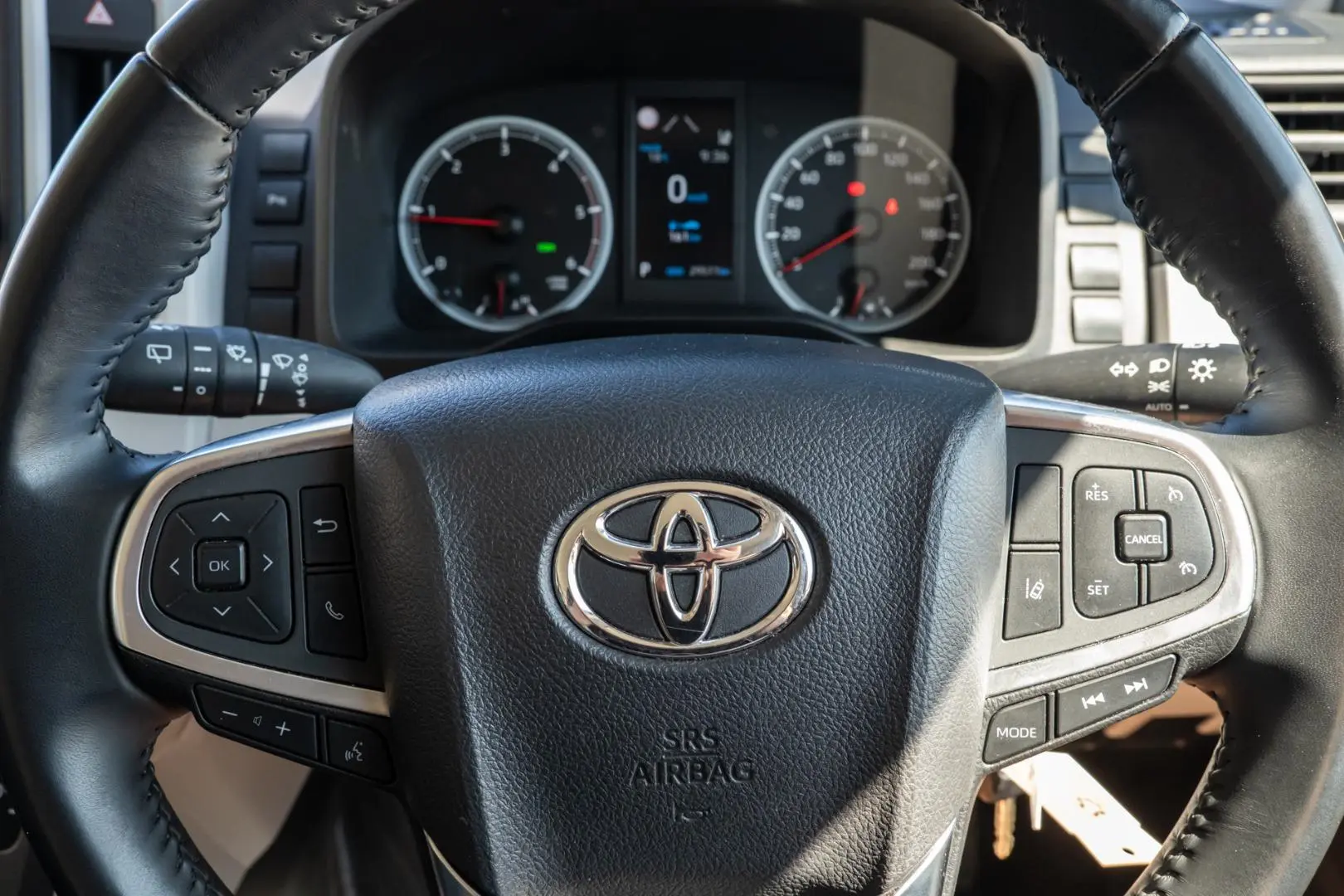 2023 Toyota Hiace Gallery Image 15