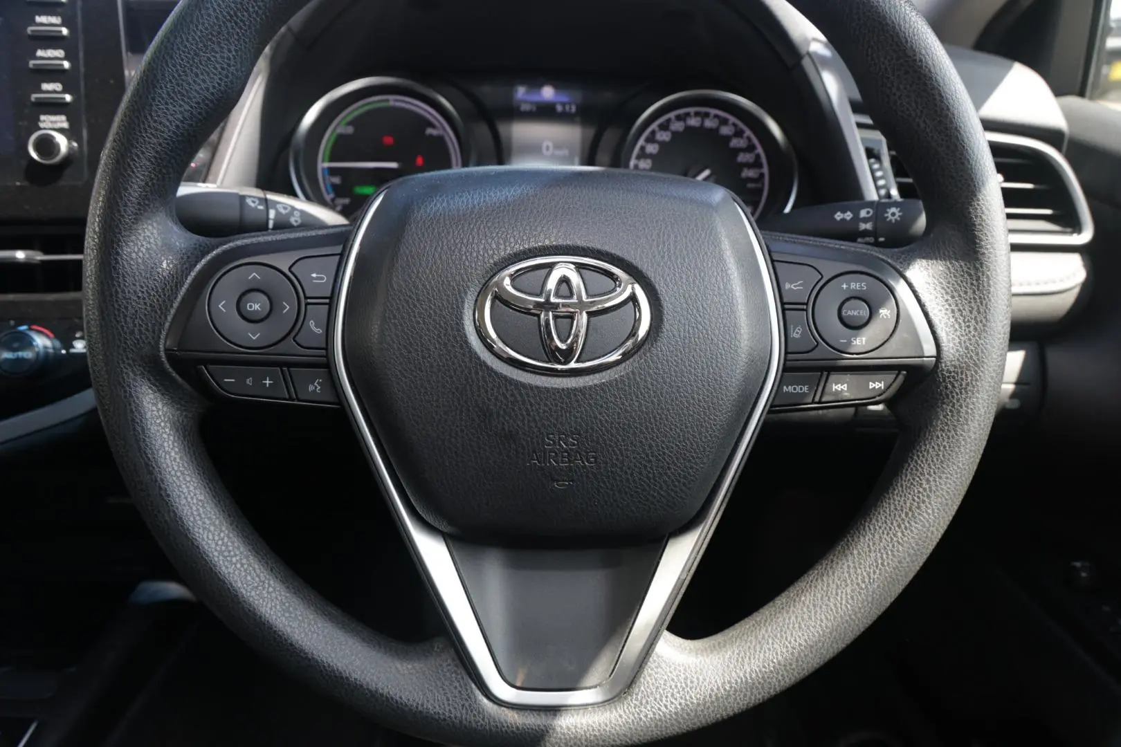 2022 Toyota Camry Gallery Image 10