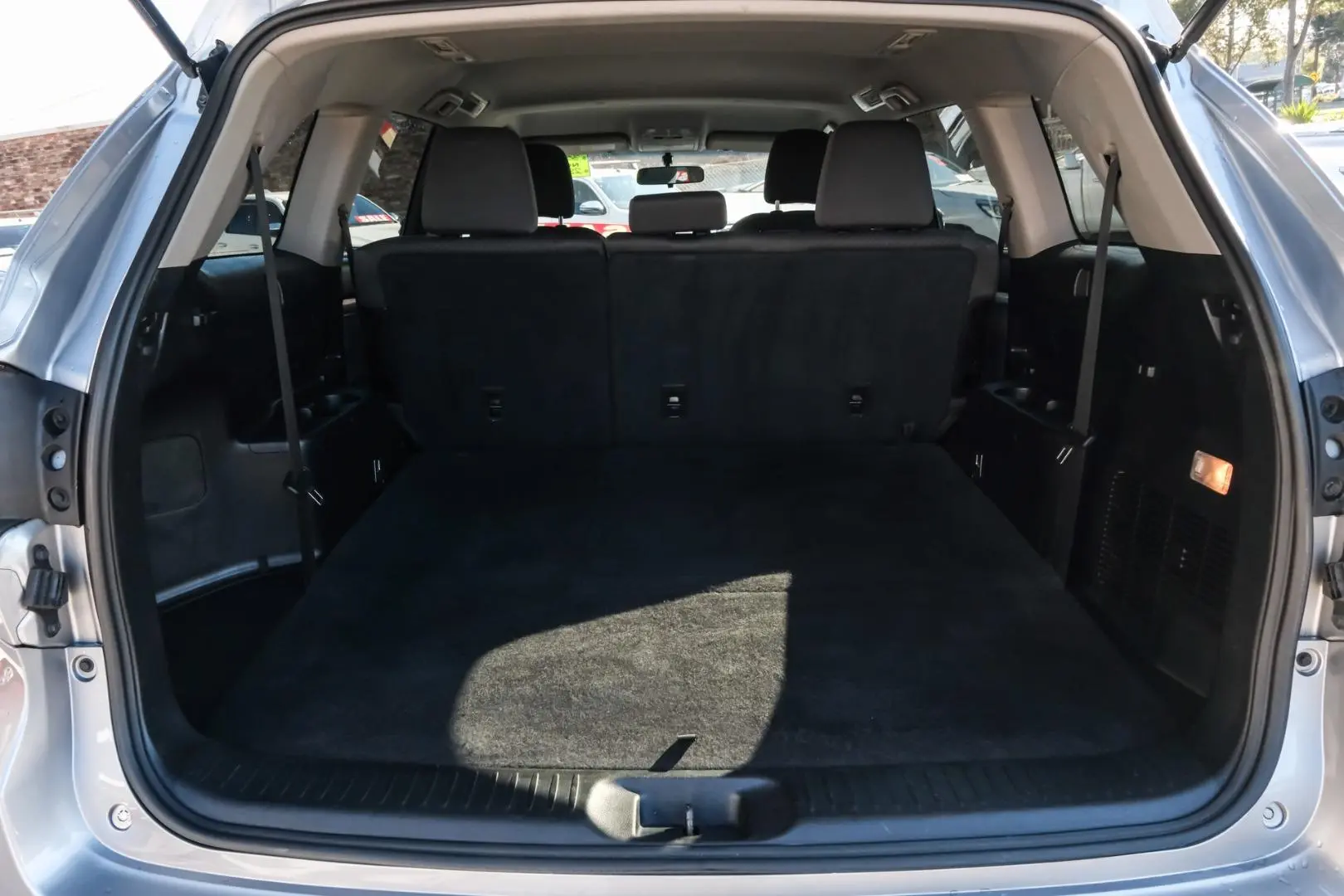 2015 Toyota Kluger Gallery Image 17