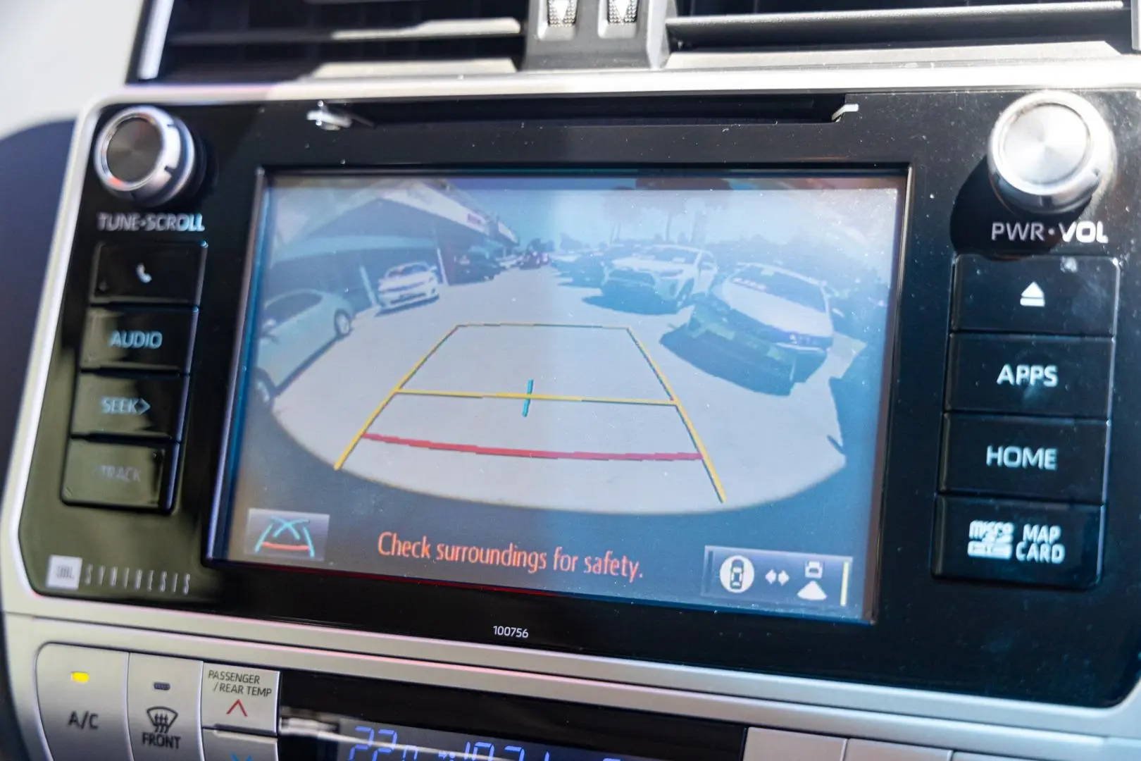 2018 Toyota Landcruiser Prado Gallery Image 12