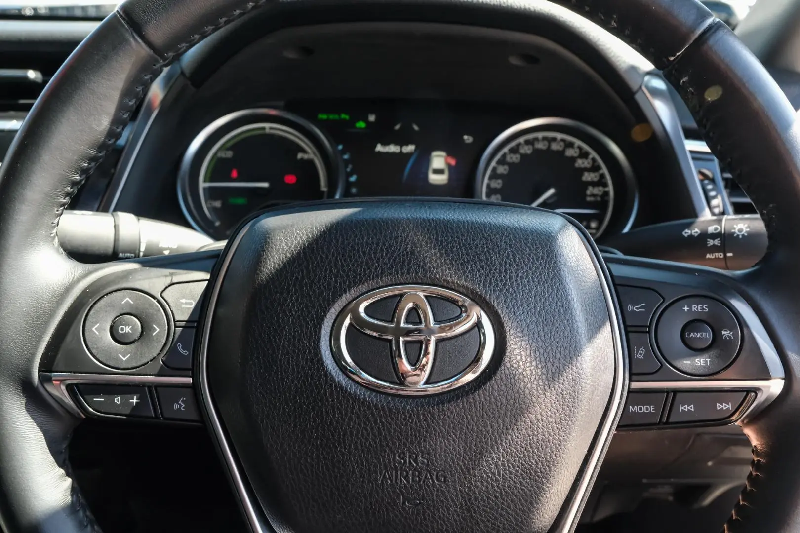 2018 Toyota Camry Gallery Image 15