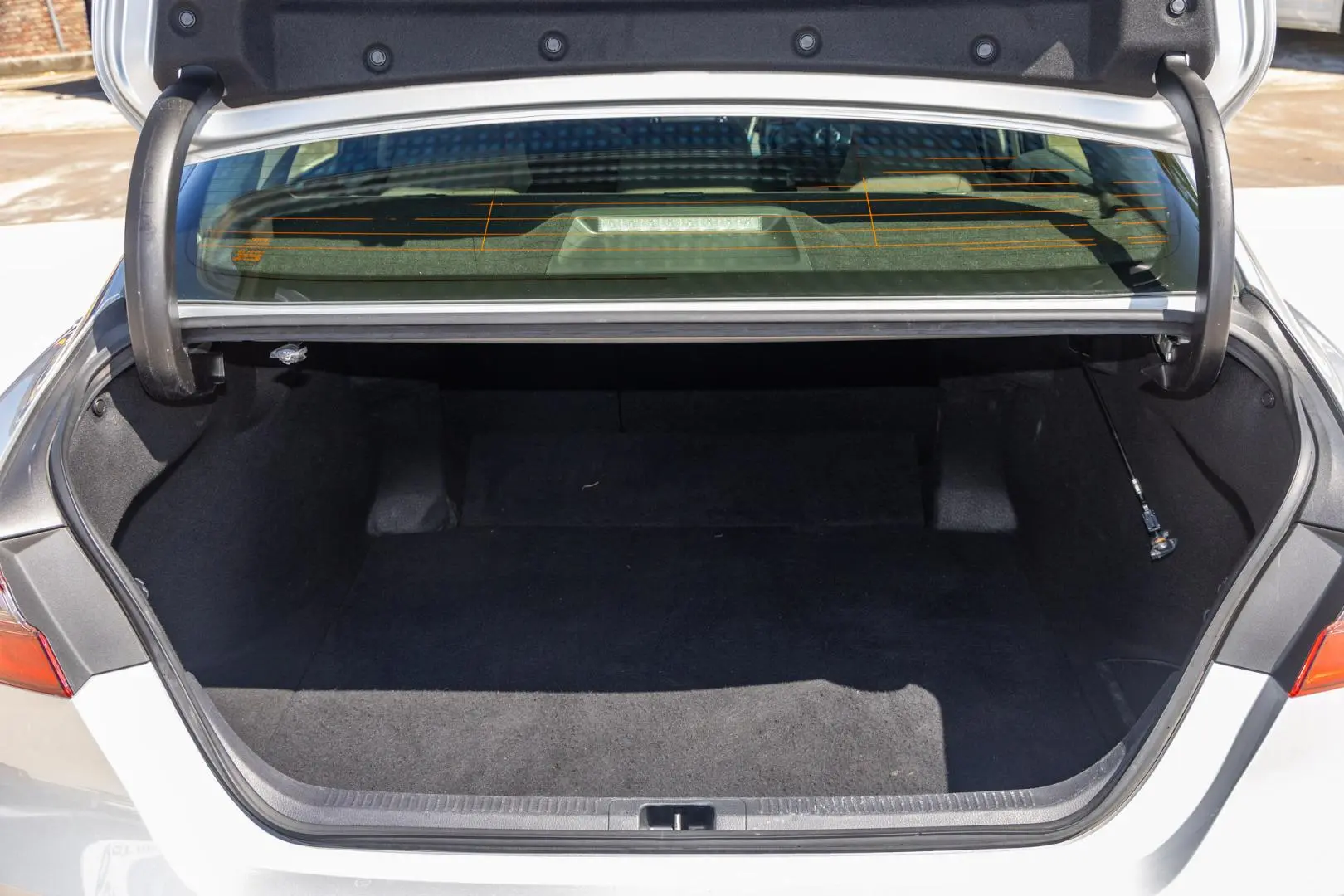 2024 Toyota Camry Gallery Image 16