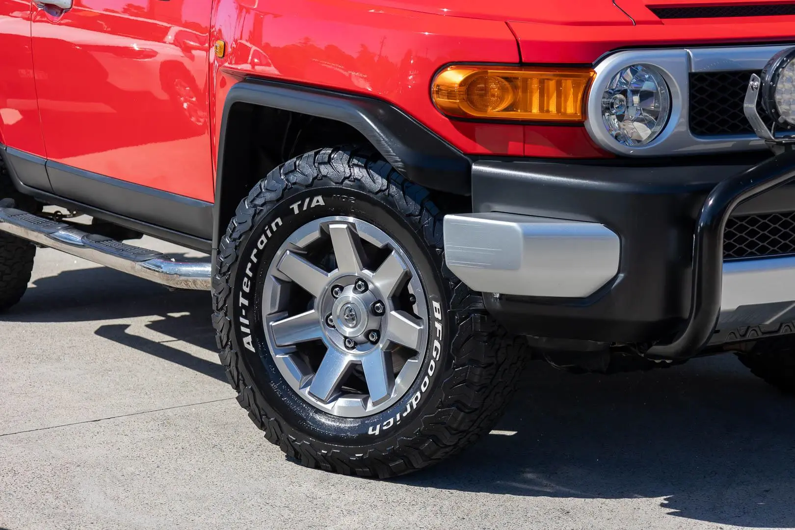 2015 Toyota FJ Cruiser Gallery Image 6