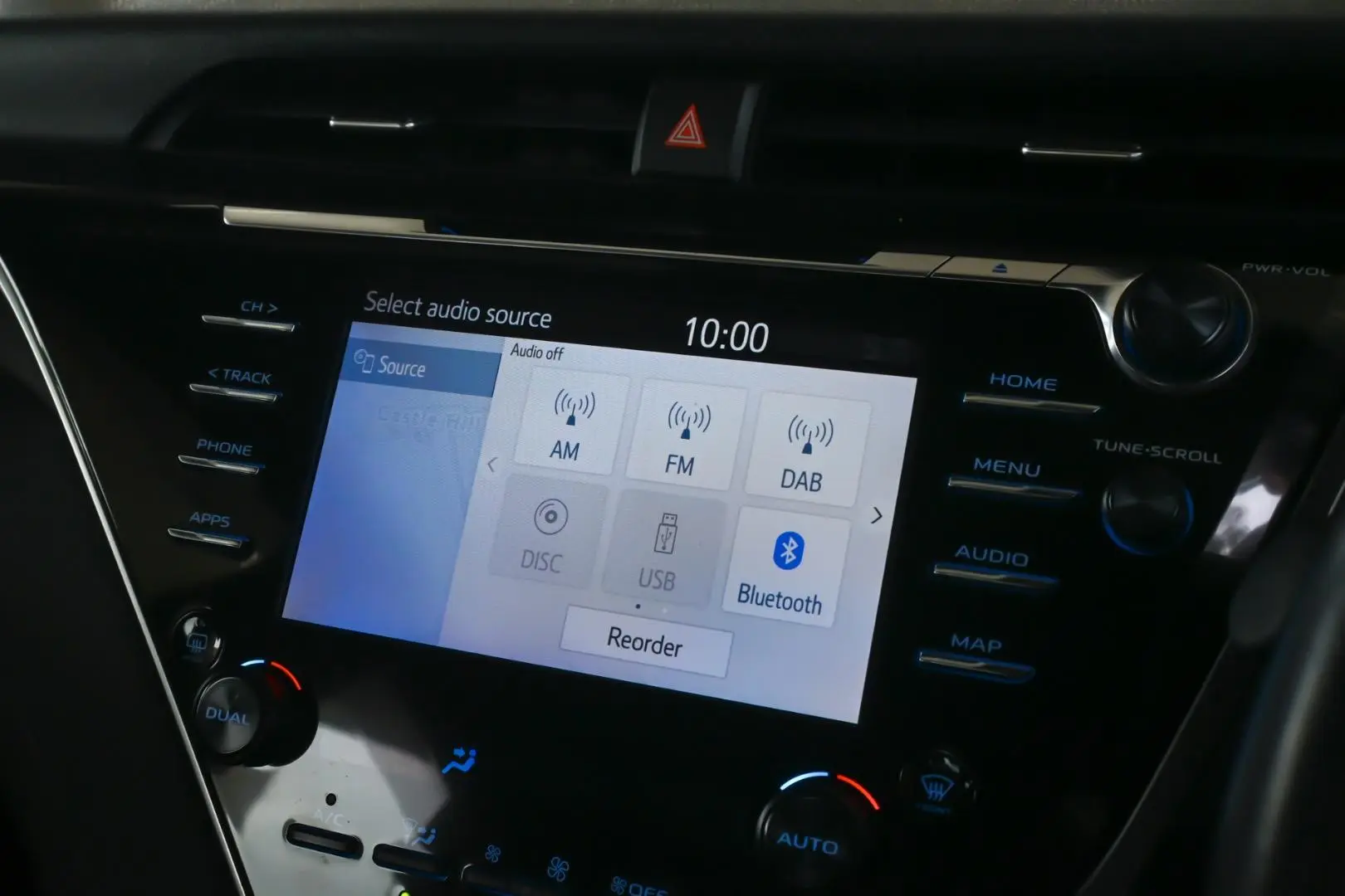 2018 Toyota Camry Gallery Image 17