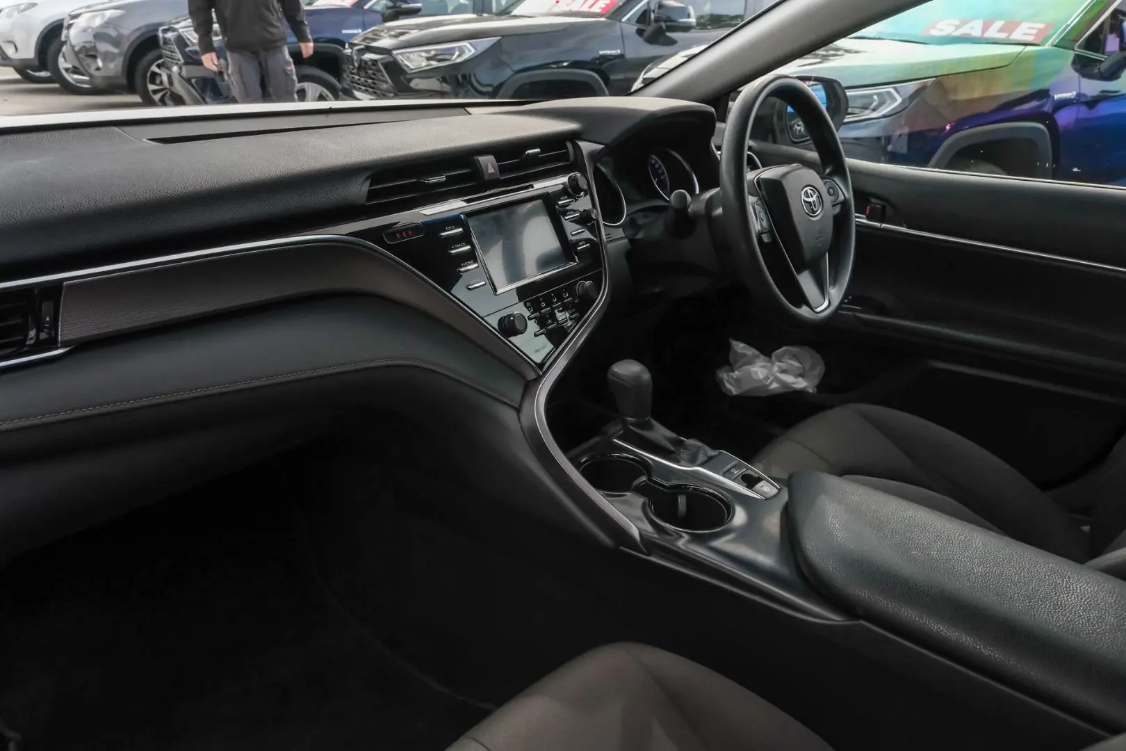 2018 Toyota Camry Gallery Image 7