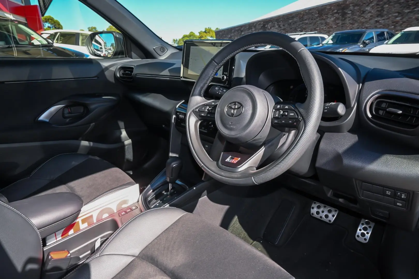 2025 Toyota Yaris Cross Gallery Image 7