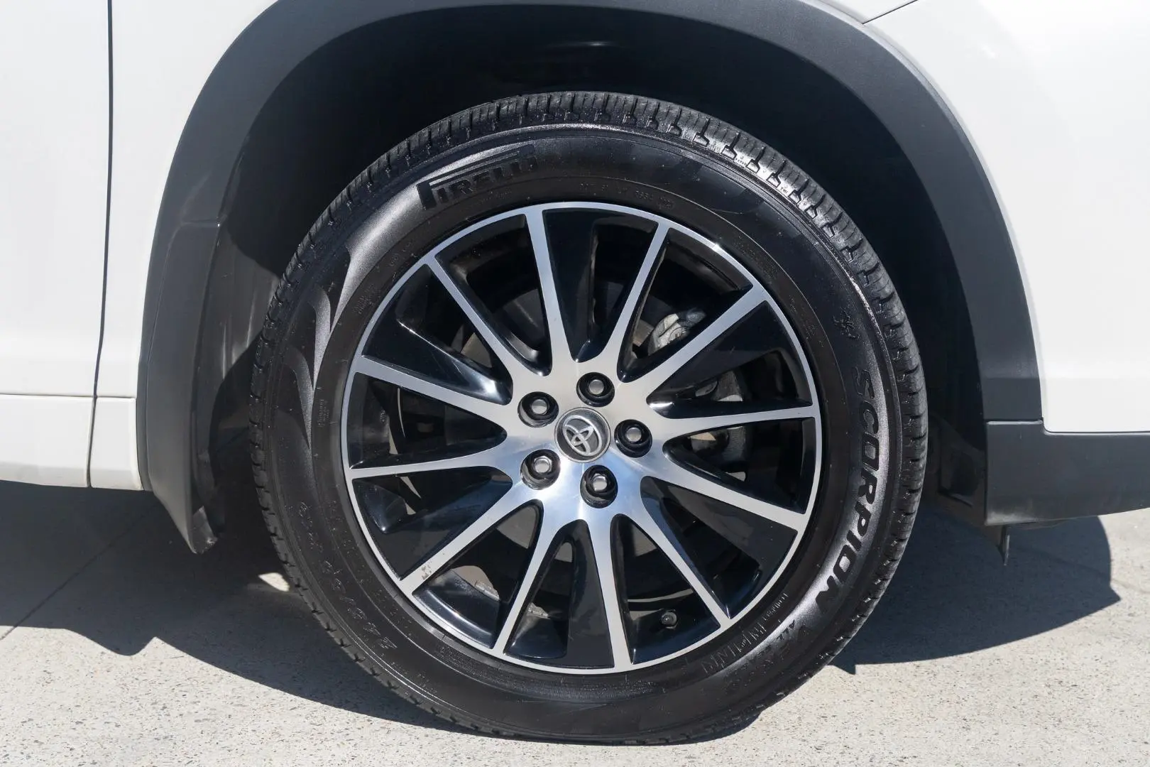 2018 Toyota Kluger Gallery Image 23